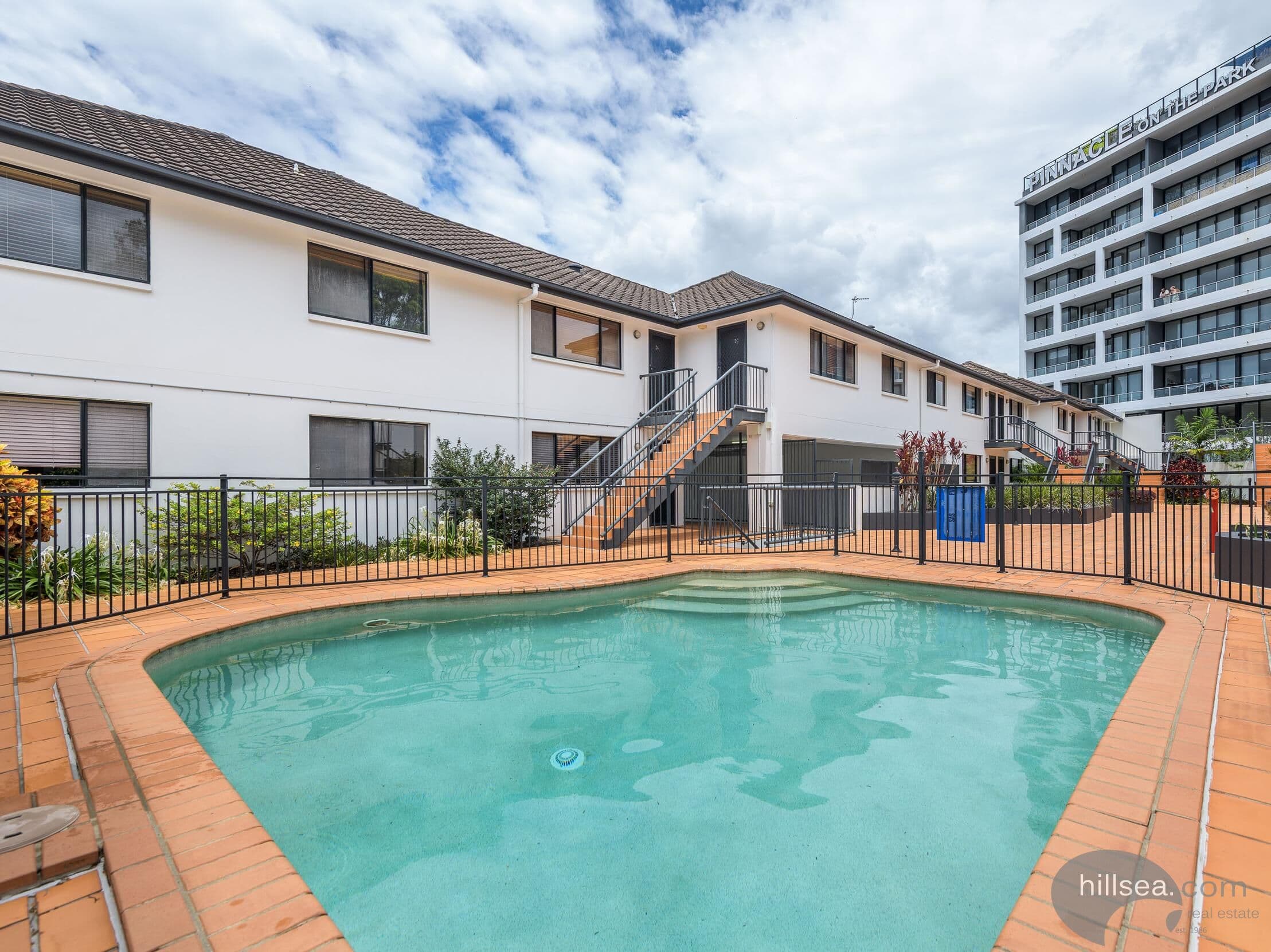 6/8 Tonga Place, Parkwood, Parkwood — photo 1 of 5
