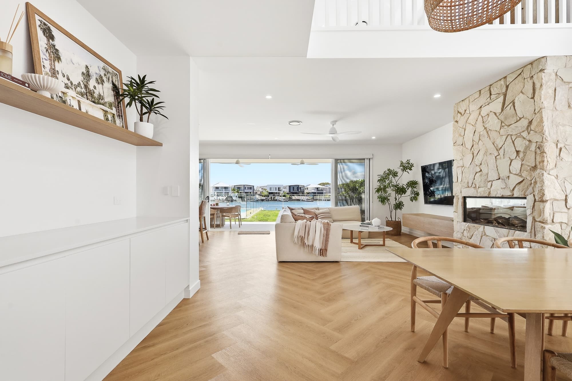 89 Aqua Street, Newport - Image 1