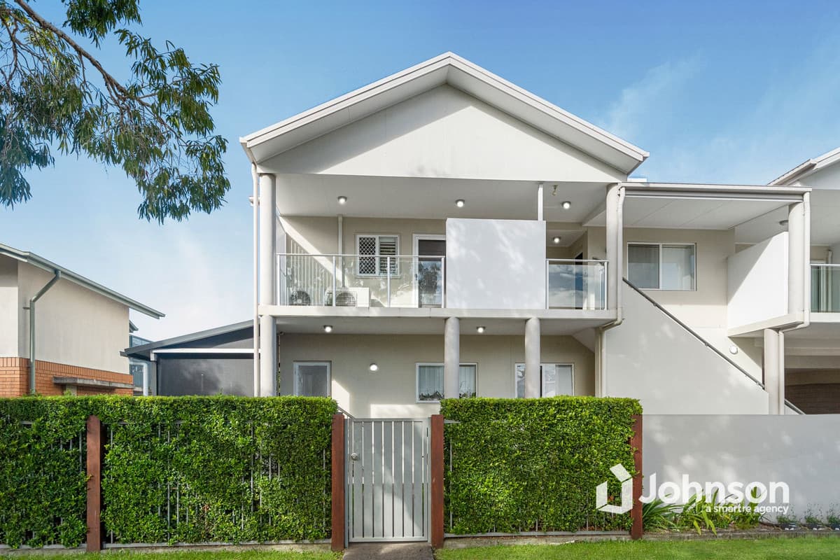 3/52 Dibar Street, Wynnum, Wynnum — photo 1 of 5