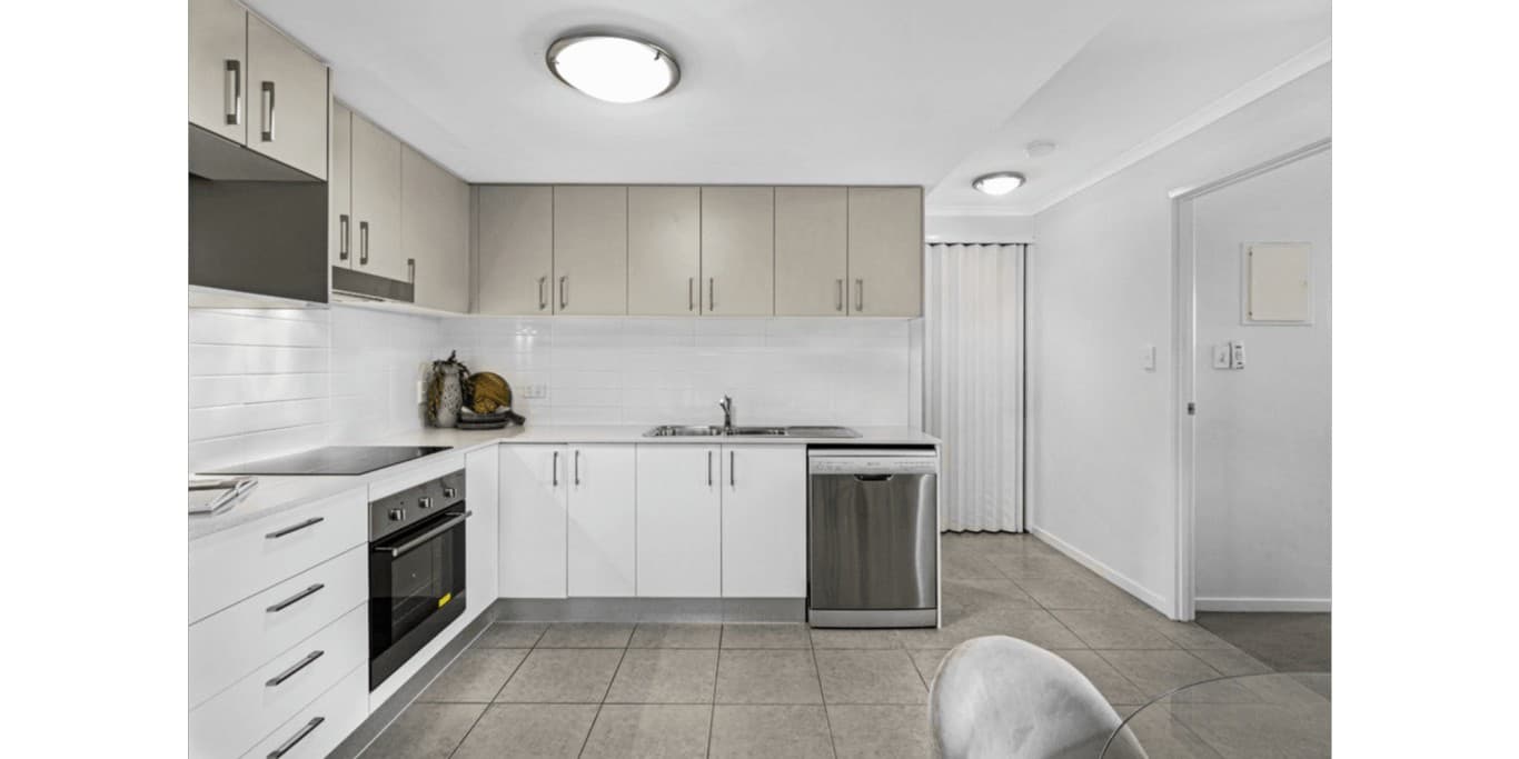 17/20 Alice Street, Kedron - Image 1