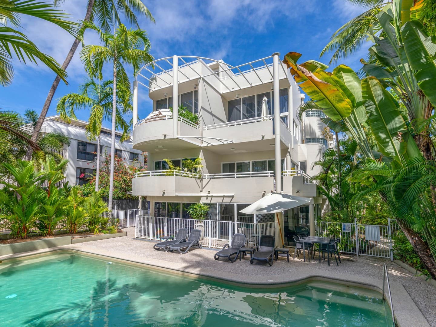 2/7 Garrick Street, Port Douglas — photo 1 of 5