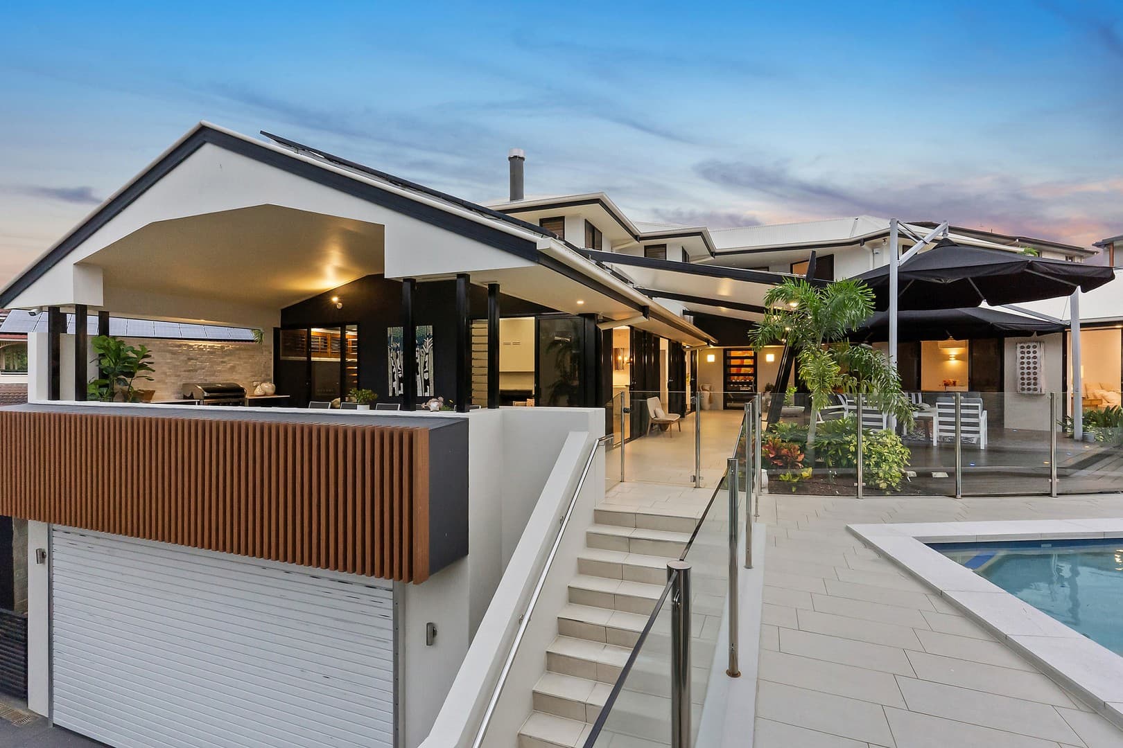 37 Banksia Place, Bridgeman Downs - Image 1