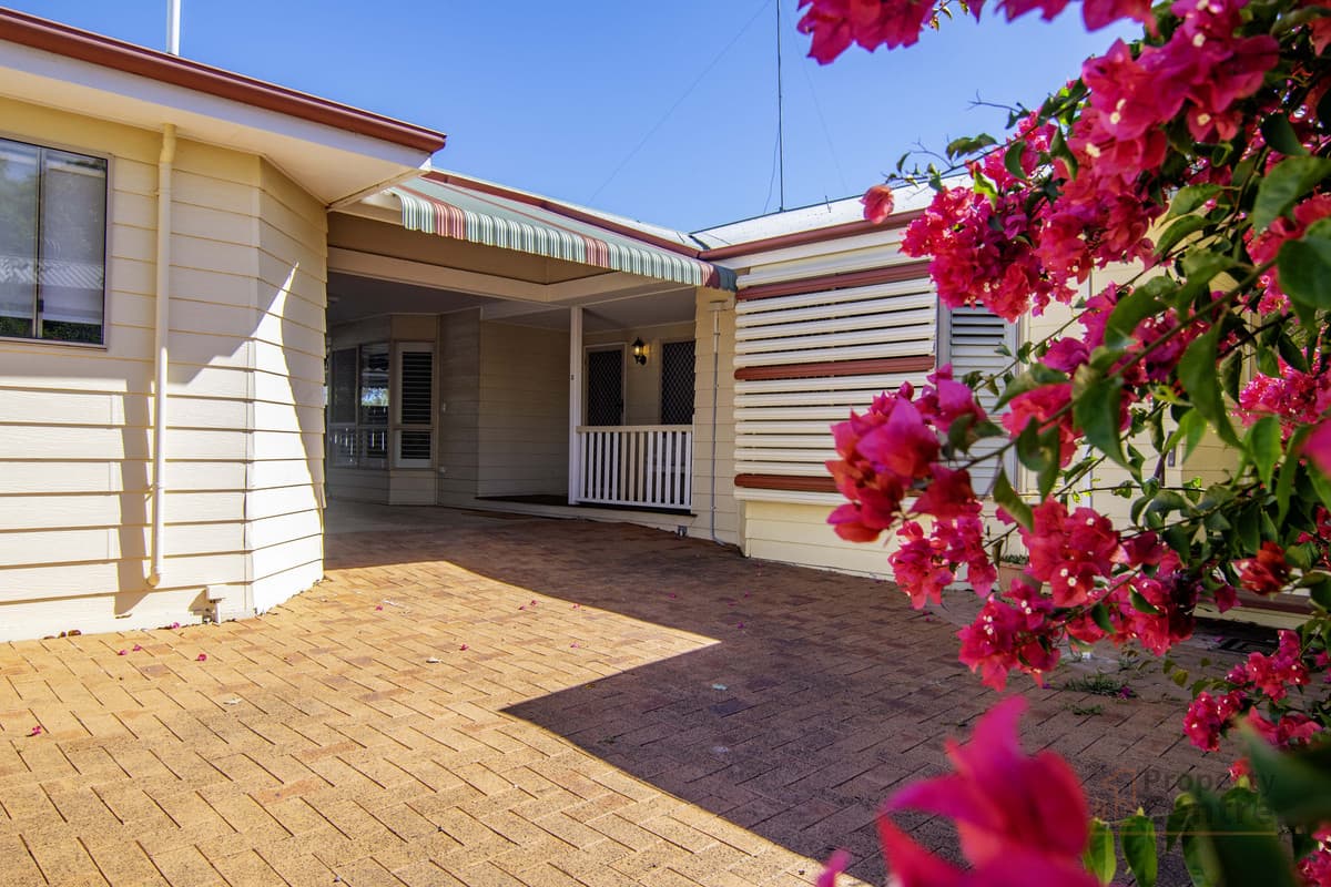 2/5 Nolan Street, Dalby — photo 1 of 5