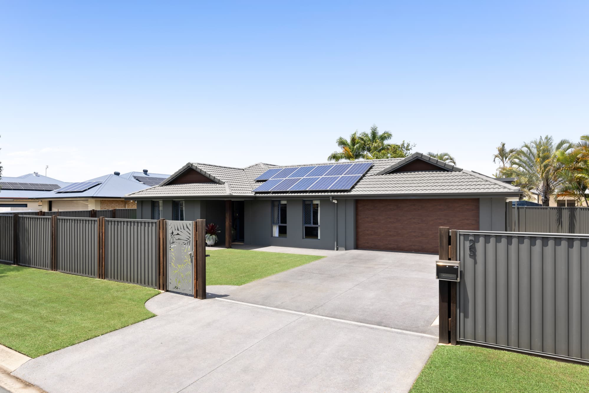 25 Anika Place, Little Mountain, Little Mountain — photo 1 of 5