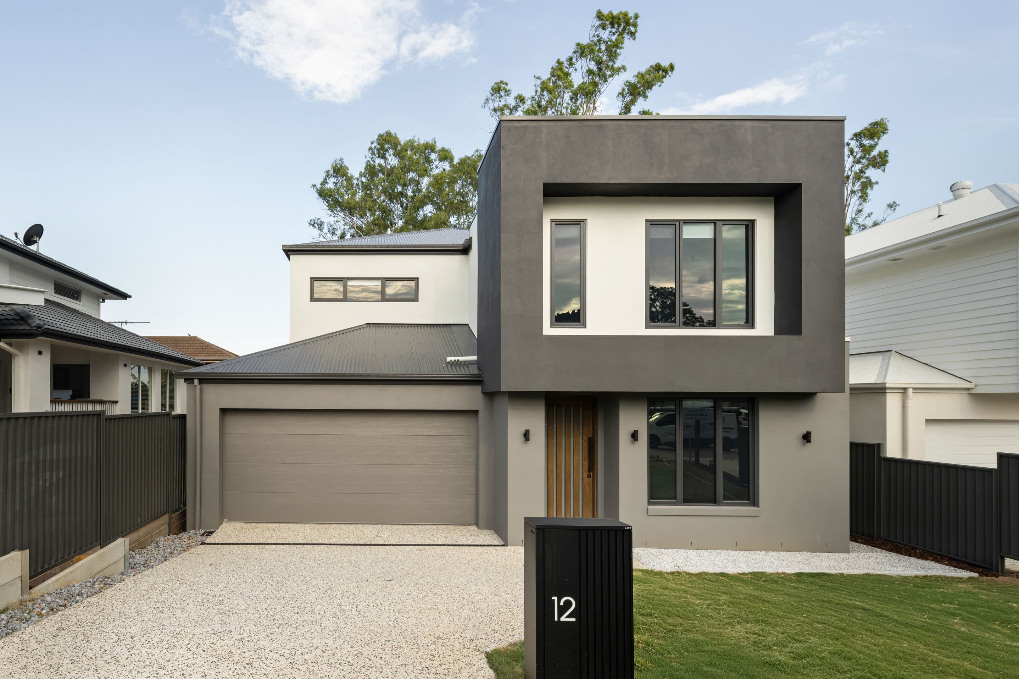 12 Dewberry Place, Bridgeman Downs - Image 1