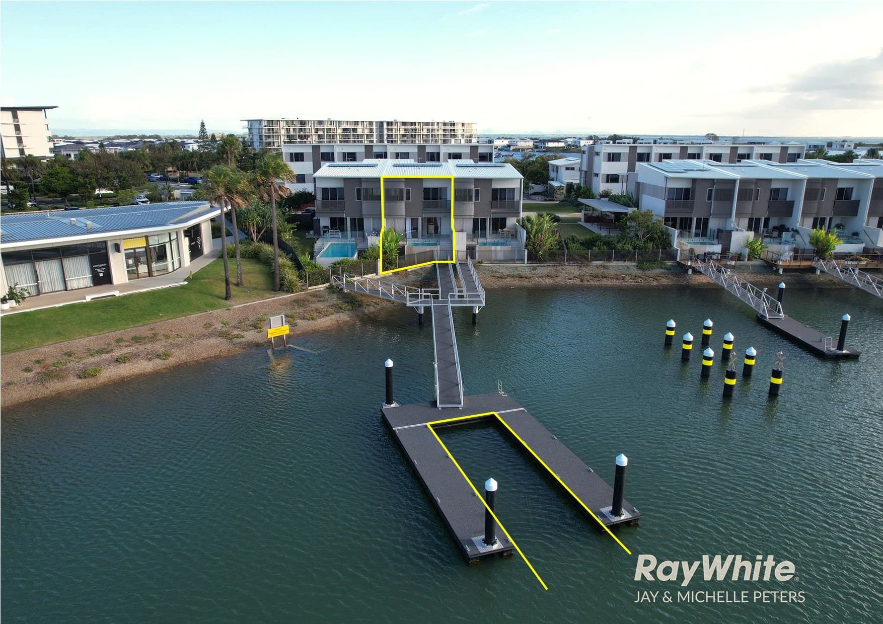 2/191 Quay Circuit, Newport — photo 1 of 5