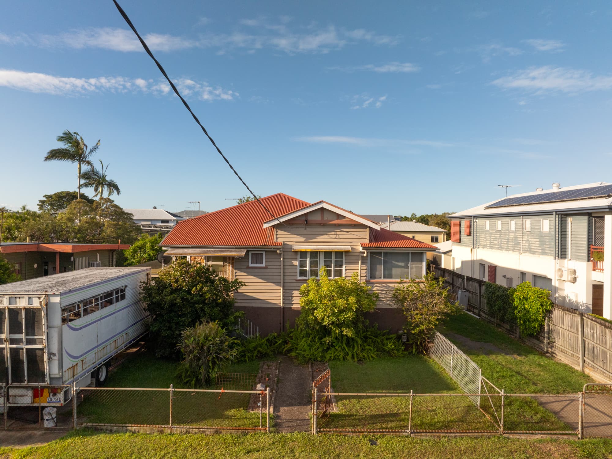 88 Raceview Avenue, Hendra, Hendra — photo 1 of 5