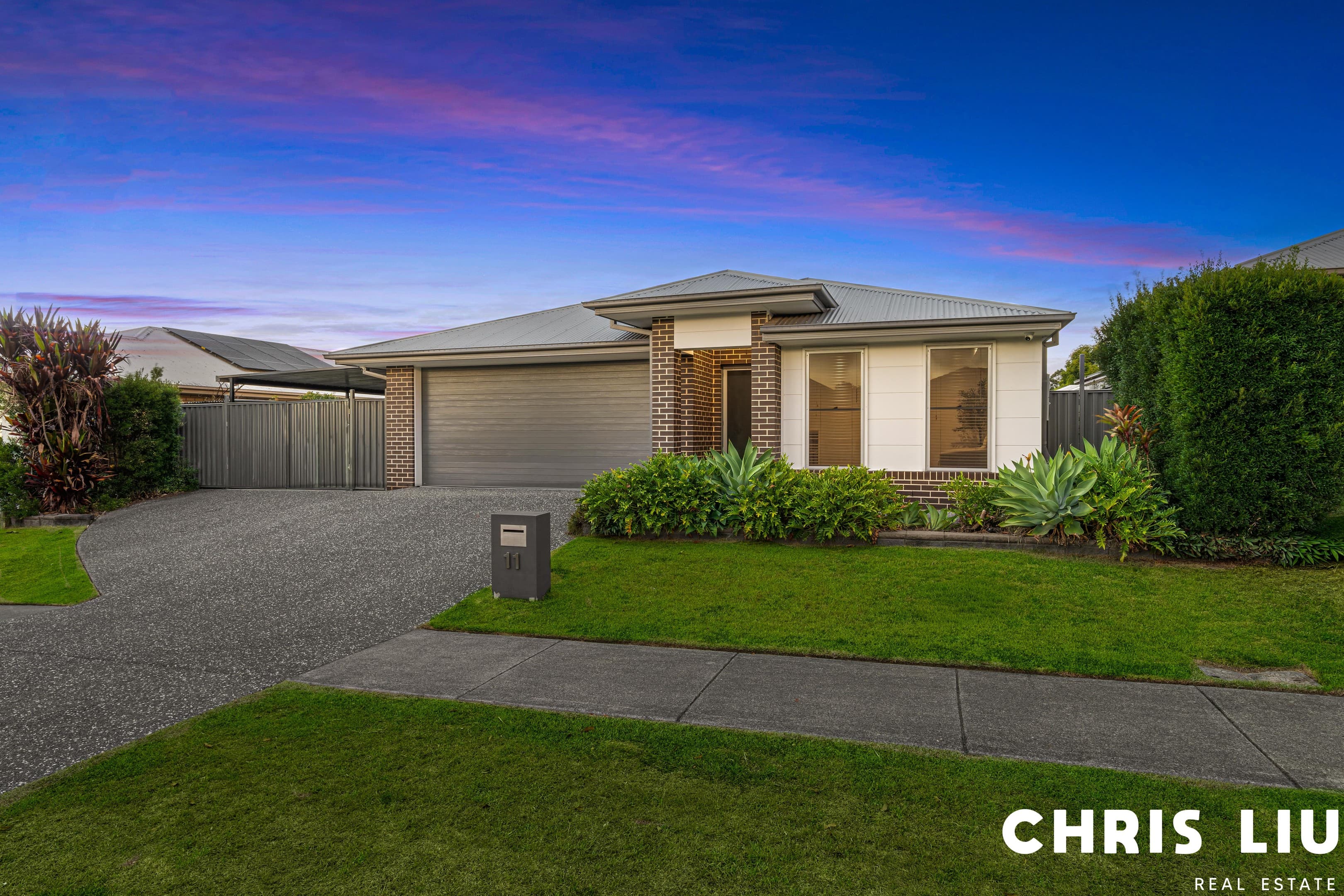 11 Shale Avenue, Logan Reserve, Logan Reserve — photo 1 of 5
