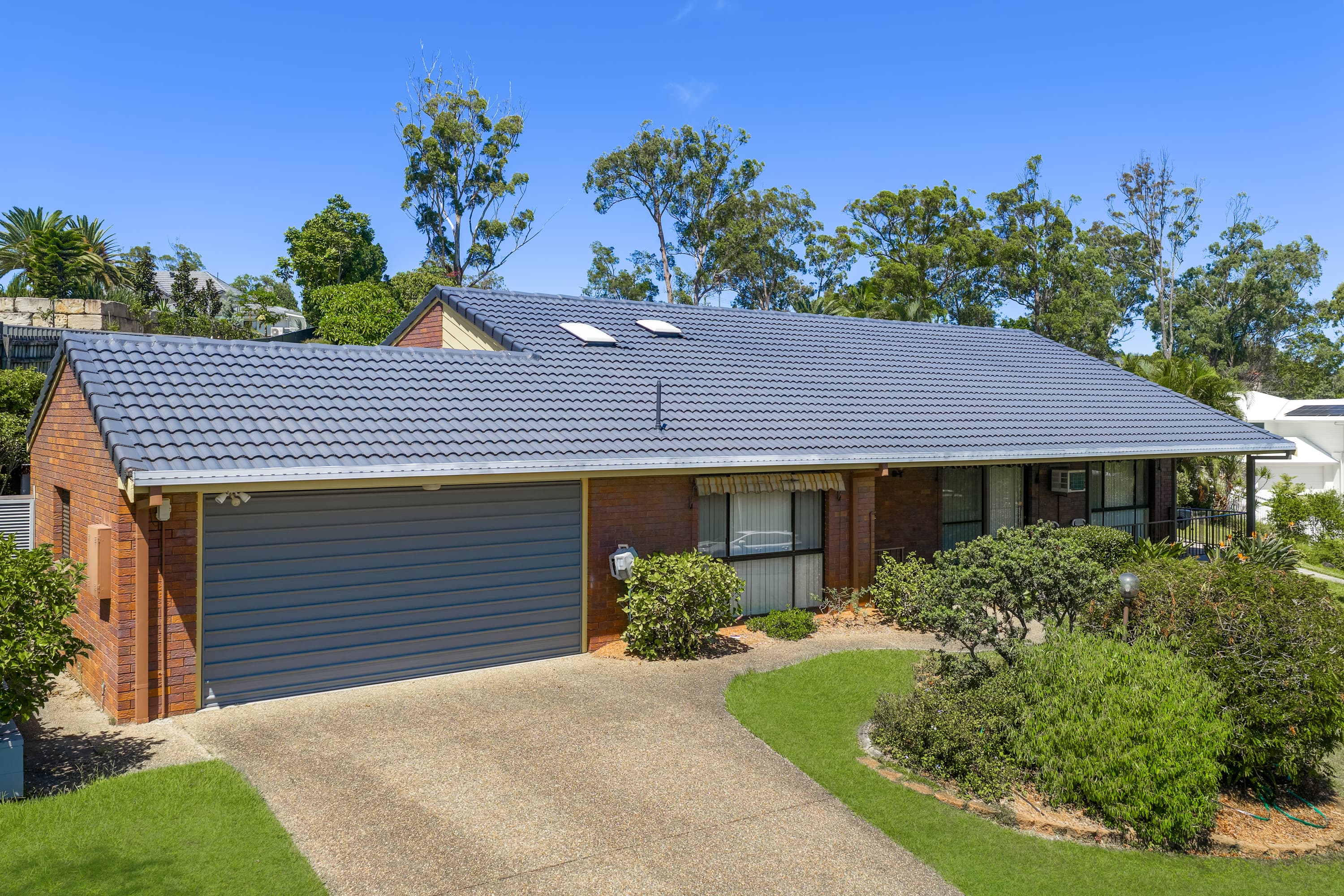 11 Kittani Crescent, Ashmore - Image 1