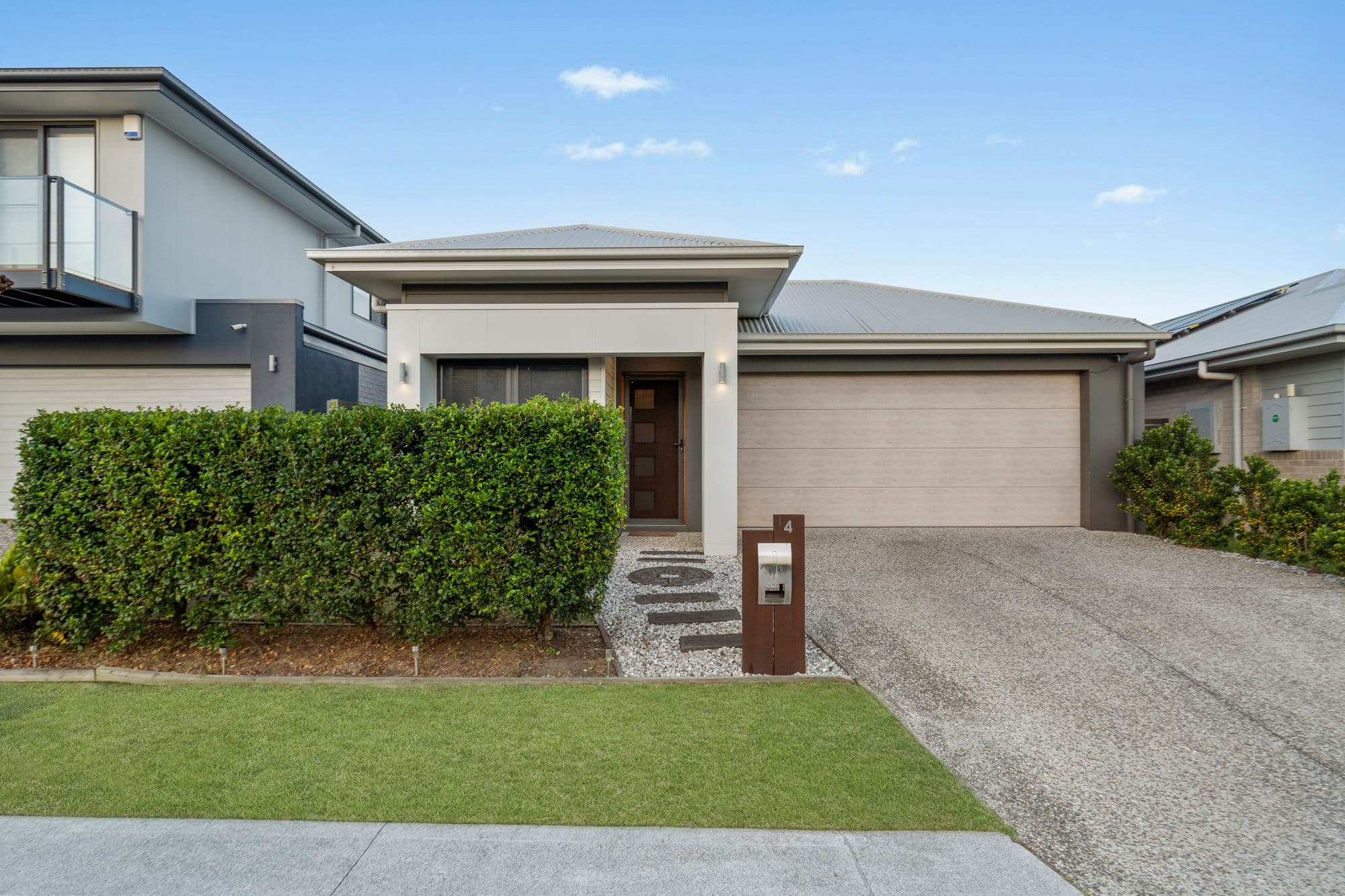 4 Melitta Street, Ormeau — photo 1 of 5