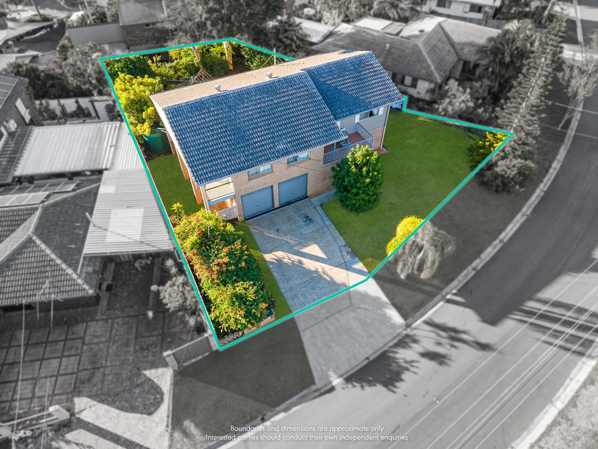 14 Edgehill Crescent, Springwood, Springwood — photo 1 of 5