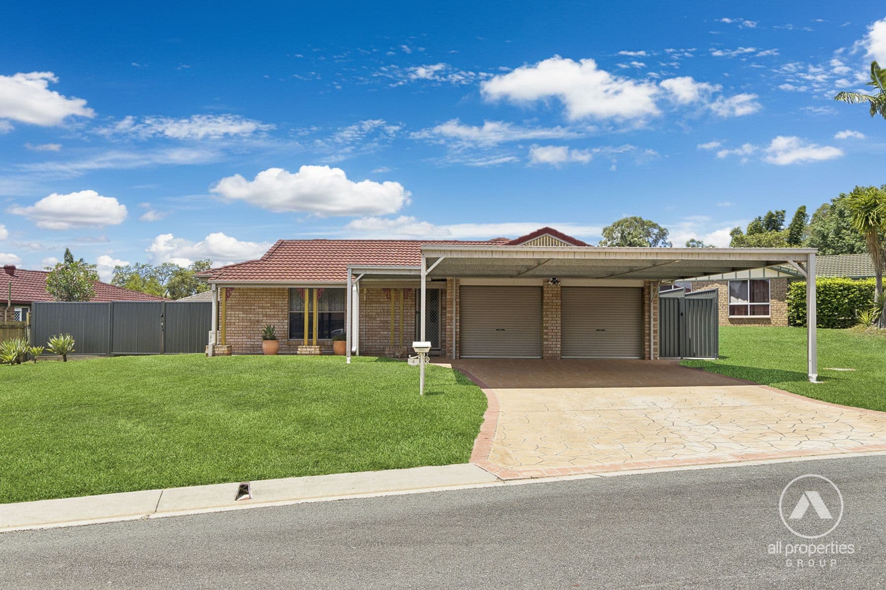 4 Lutea Close, Regents Park - Image 1