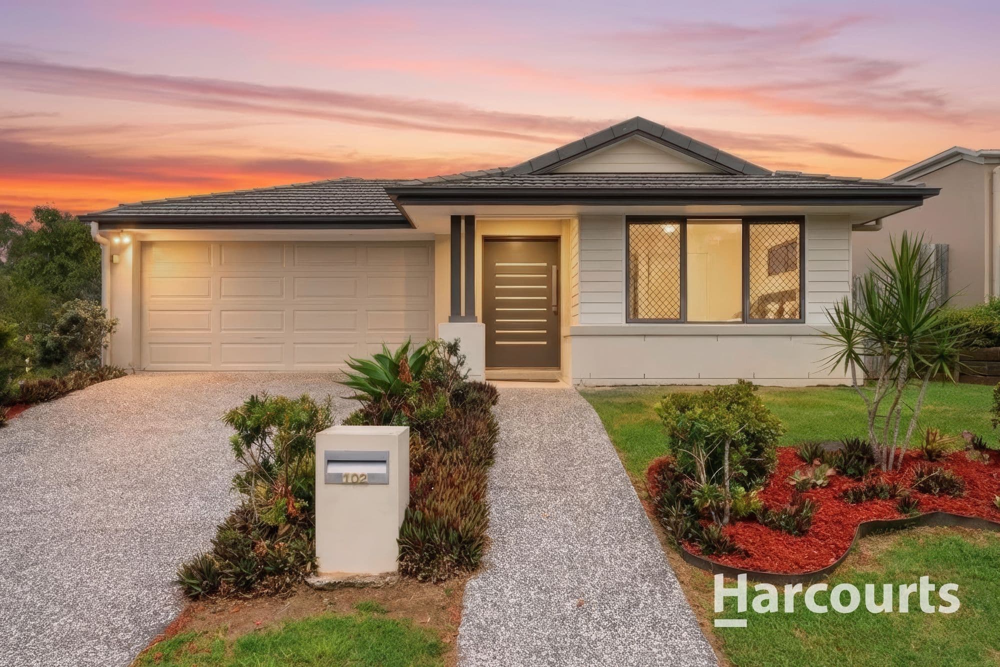 102 Meadows Circuit, Bellbird Park, Bellbird Park — photo 1 of 5
