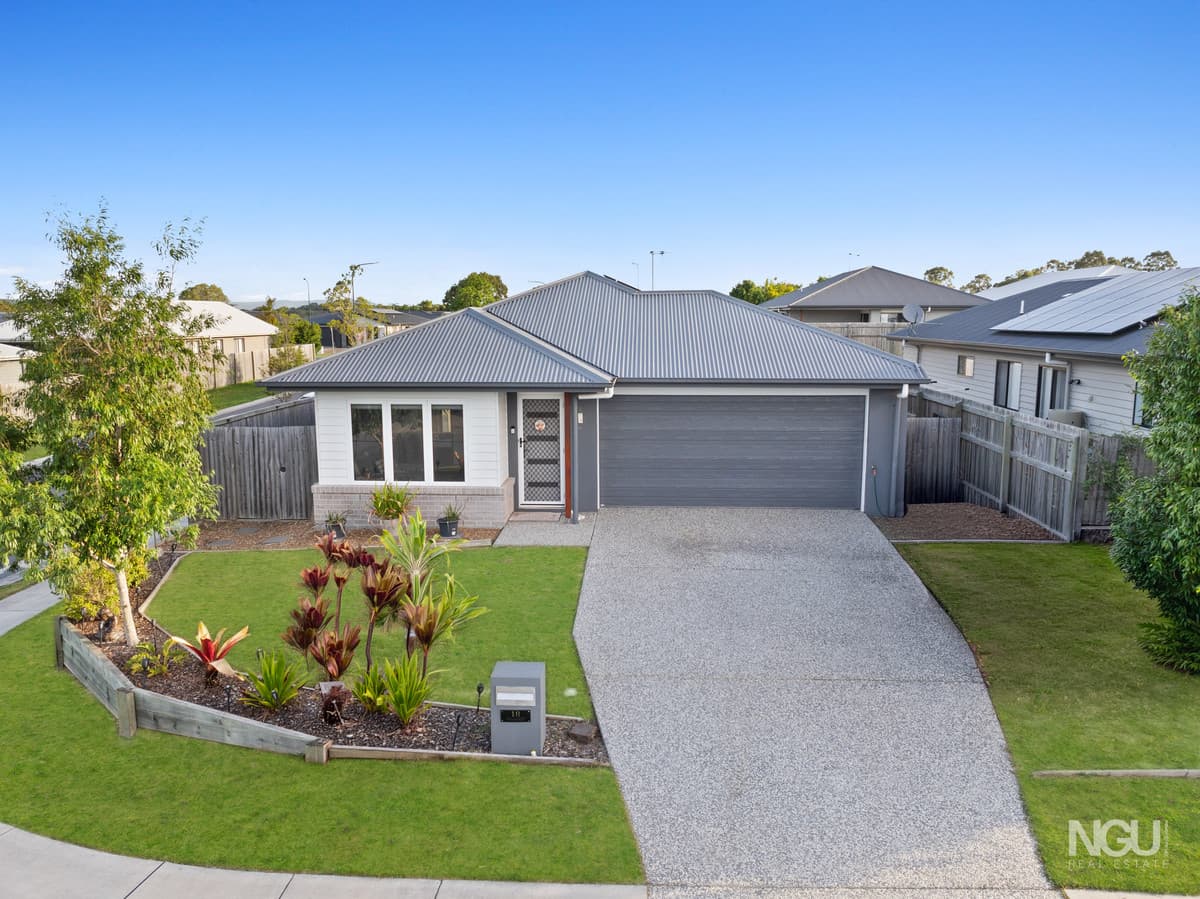 18 Proctor Circuit, Logan Reserve, Logan Reserve — photo 1 of 5