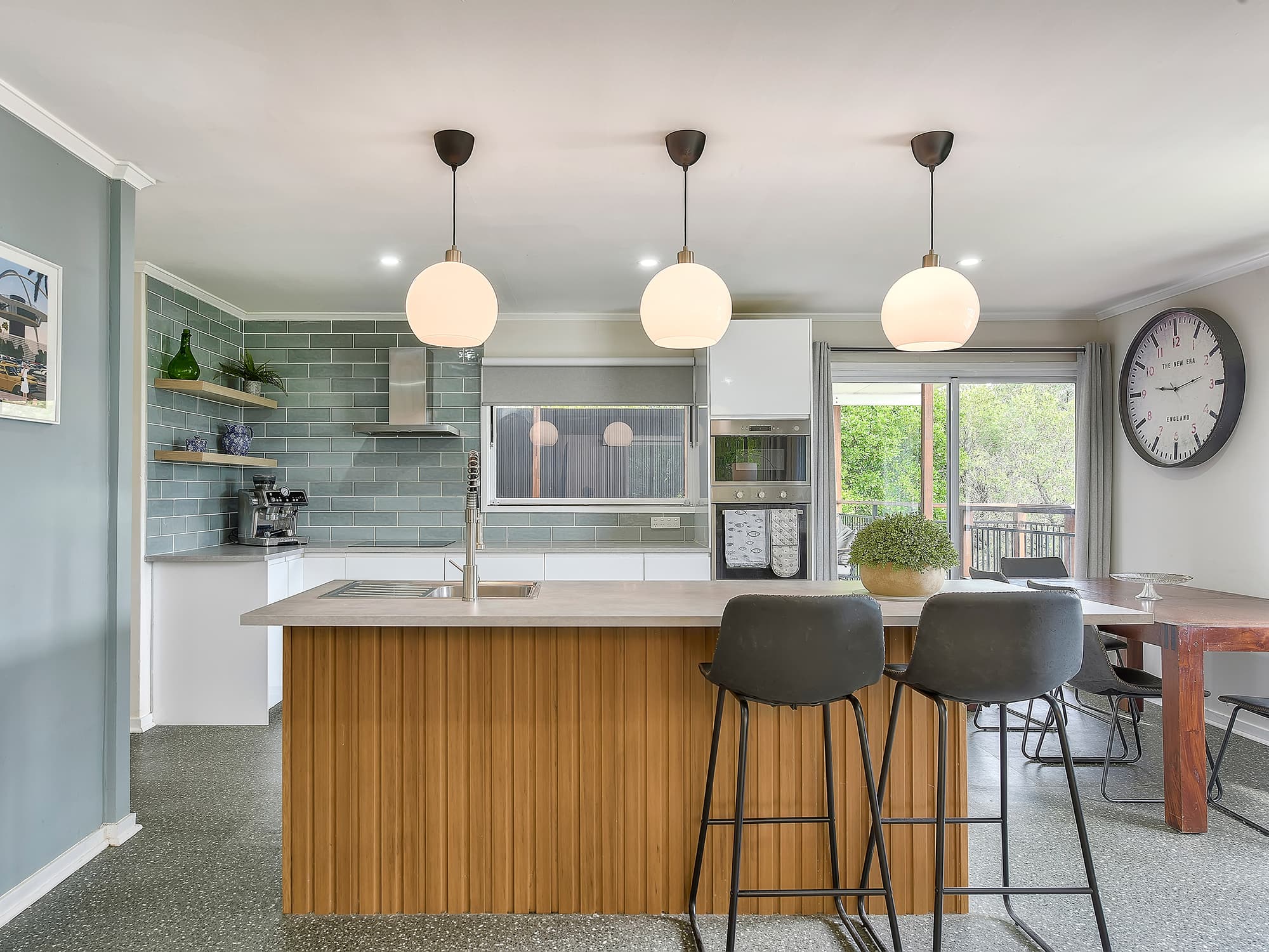 56 Farrant Street, Stafford Heights - Image 1