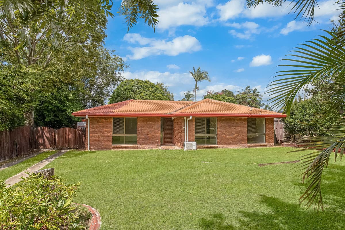 20 Bywater Street, Hillcrest, Hillcrest — photo 1 of 5