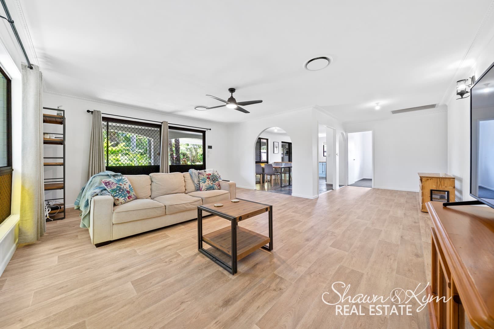 4 Stanley Terrace, Wynnum, Wynnum — photo 1 of 5