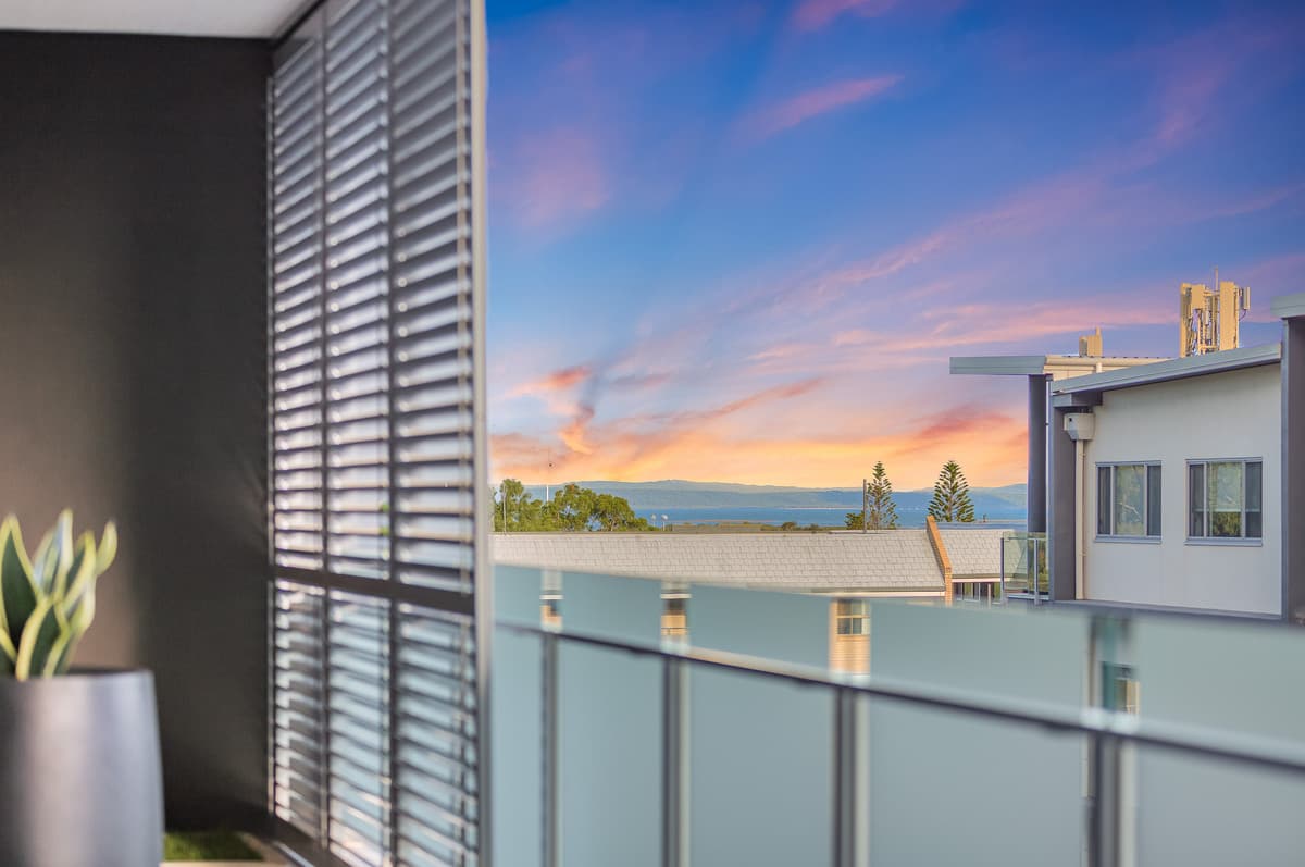 52/45 Shore Street East, Cleveland - Image 1