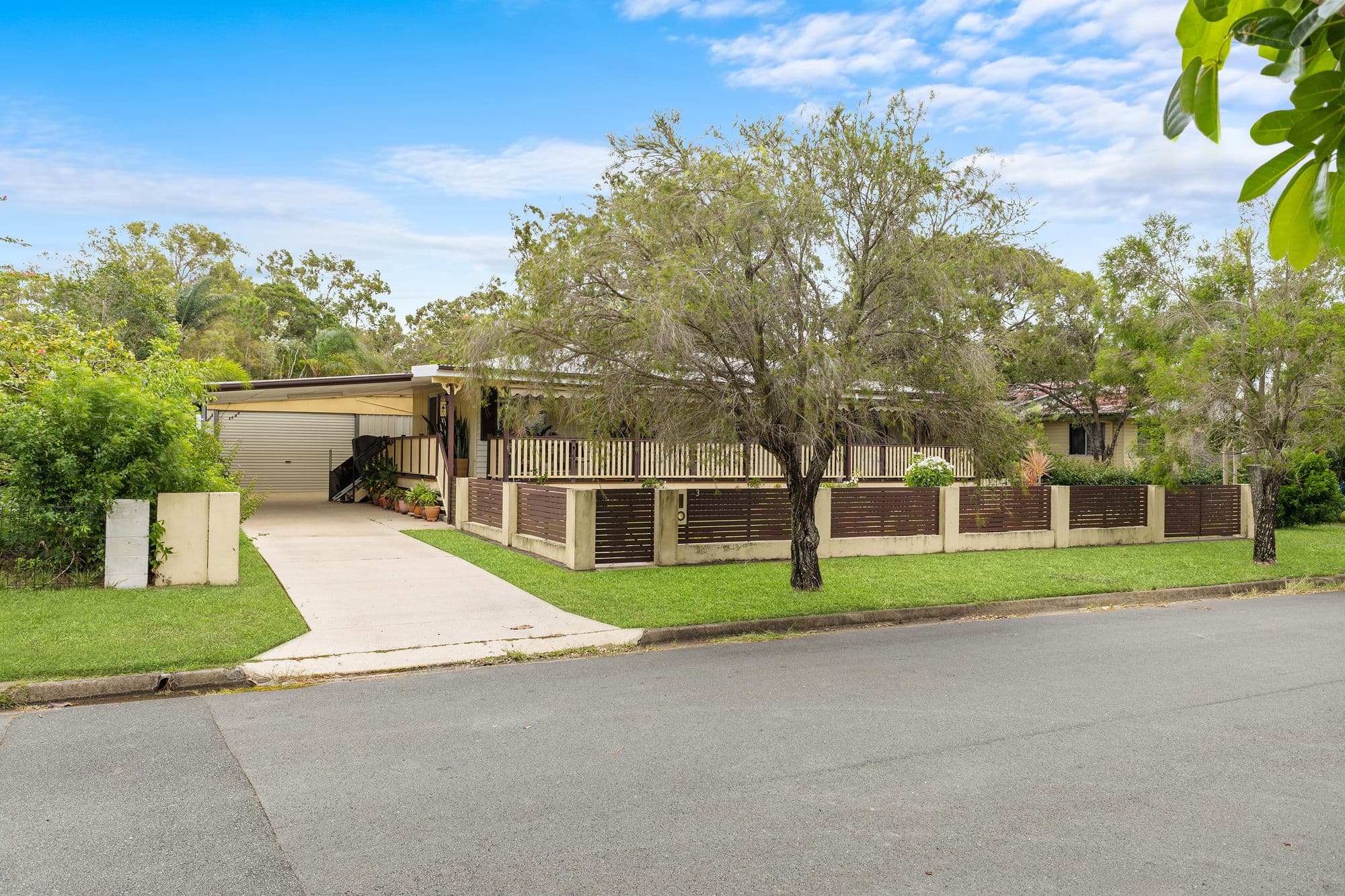 3 Weston Street, Kippa-Ring — photo 1 of 5