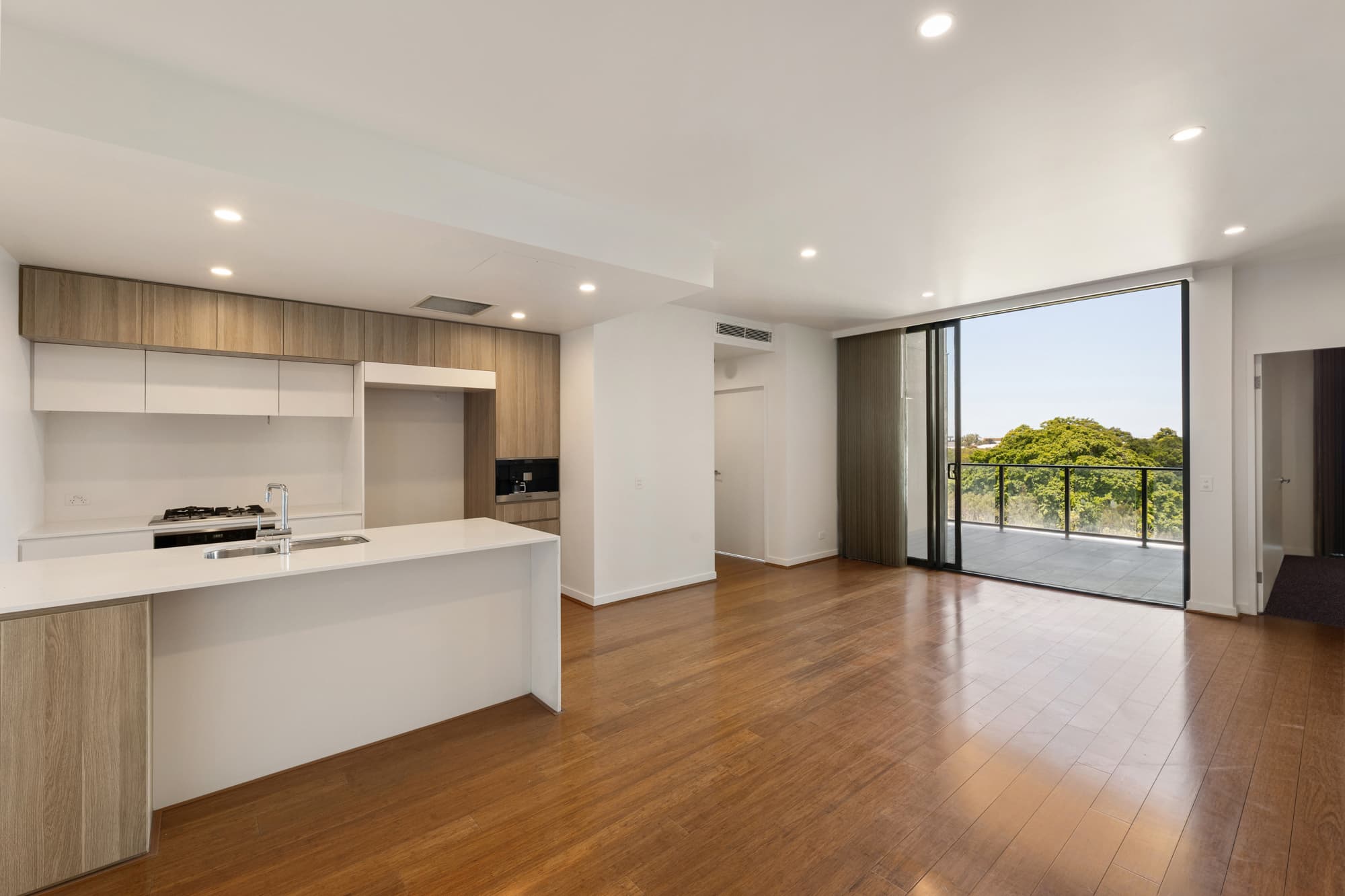 5510/331 Macarthur Avenue, Hamilton, Hamilton — photo 1 of 5