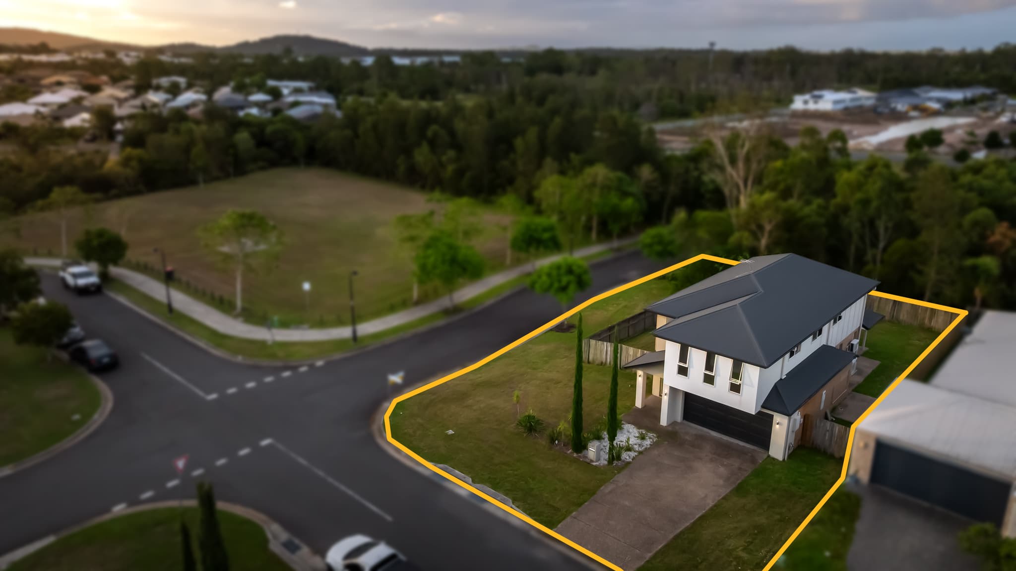 25 Milbrook Crescent, Pimpama, Pimpama — photo 1 of 5