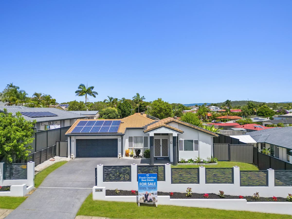 296 Central Street, Arundel - Image 1