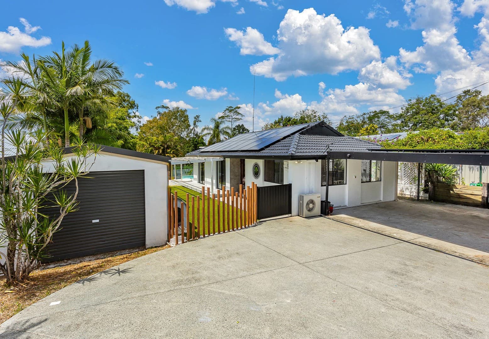11 Chippewa Circuit, Mudgeeraba — photo 1 of 5