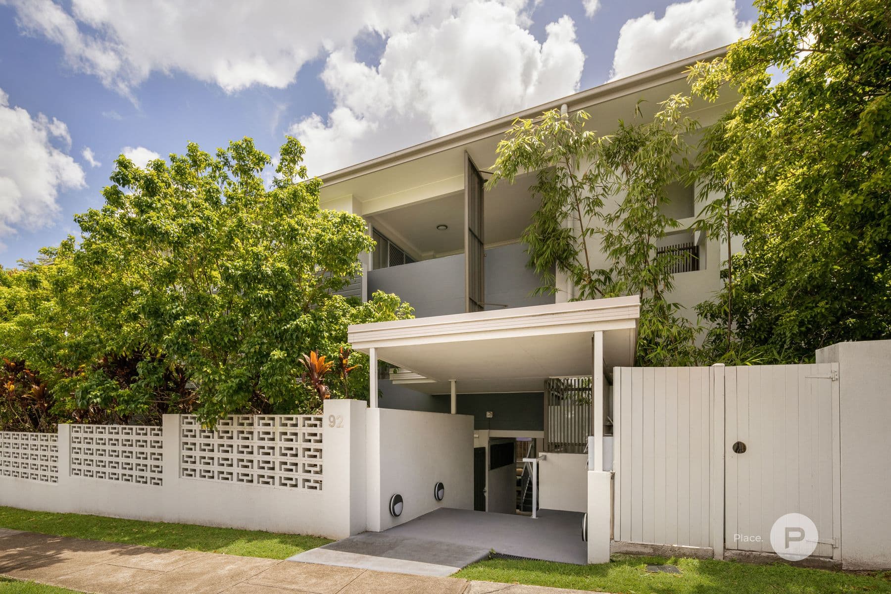 9/2 Ballymore Street, Kelvin Grove, Kelvin Grove — photo 1 of 5