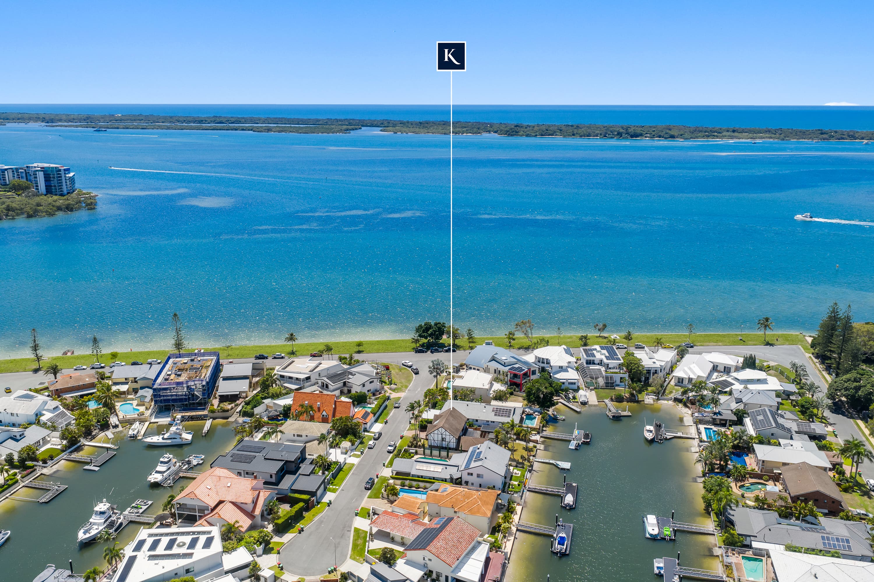8 Dirk Hartog Place, Hollywell, Hollywell — photo 1 of 5