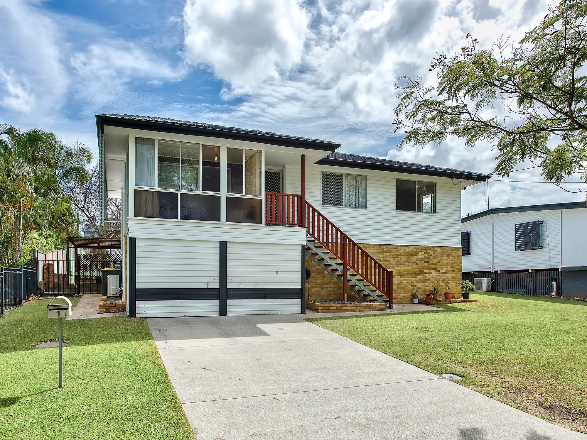7 Banning Street, Wishart, Wishart — photo 1 of 5