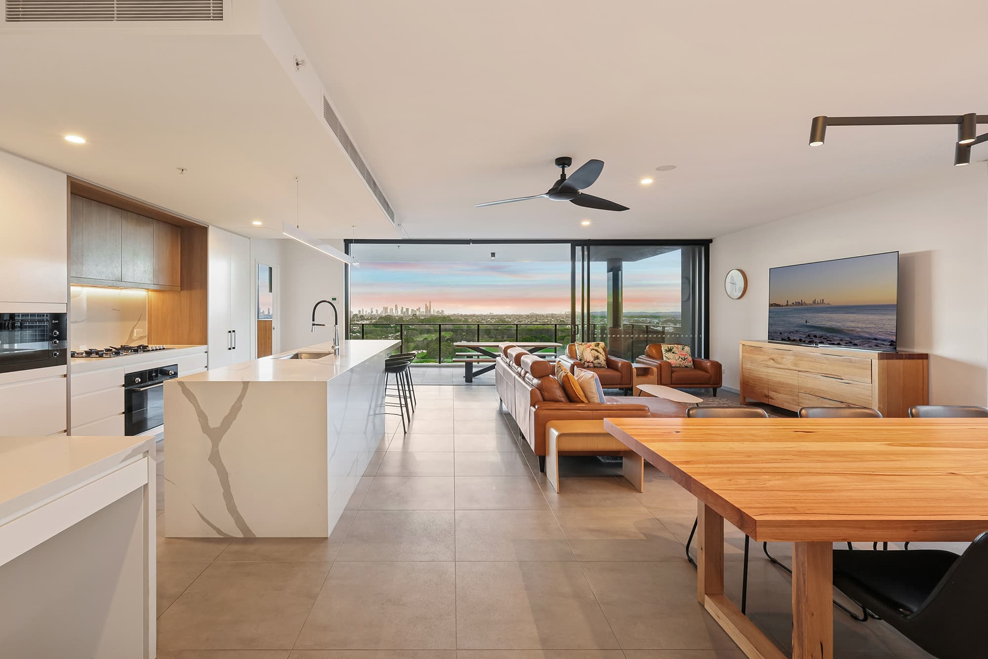 4101/21 Ross Street, Benowa - Image 1