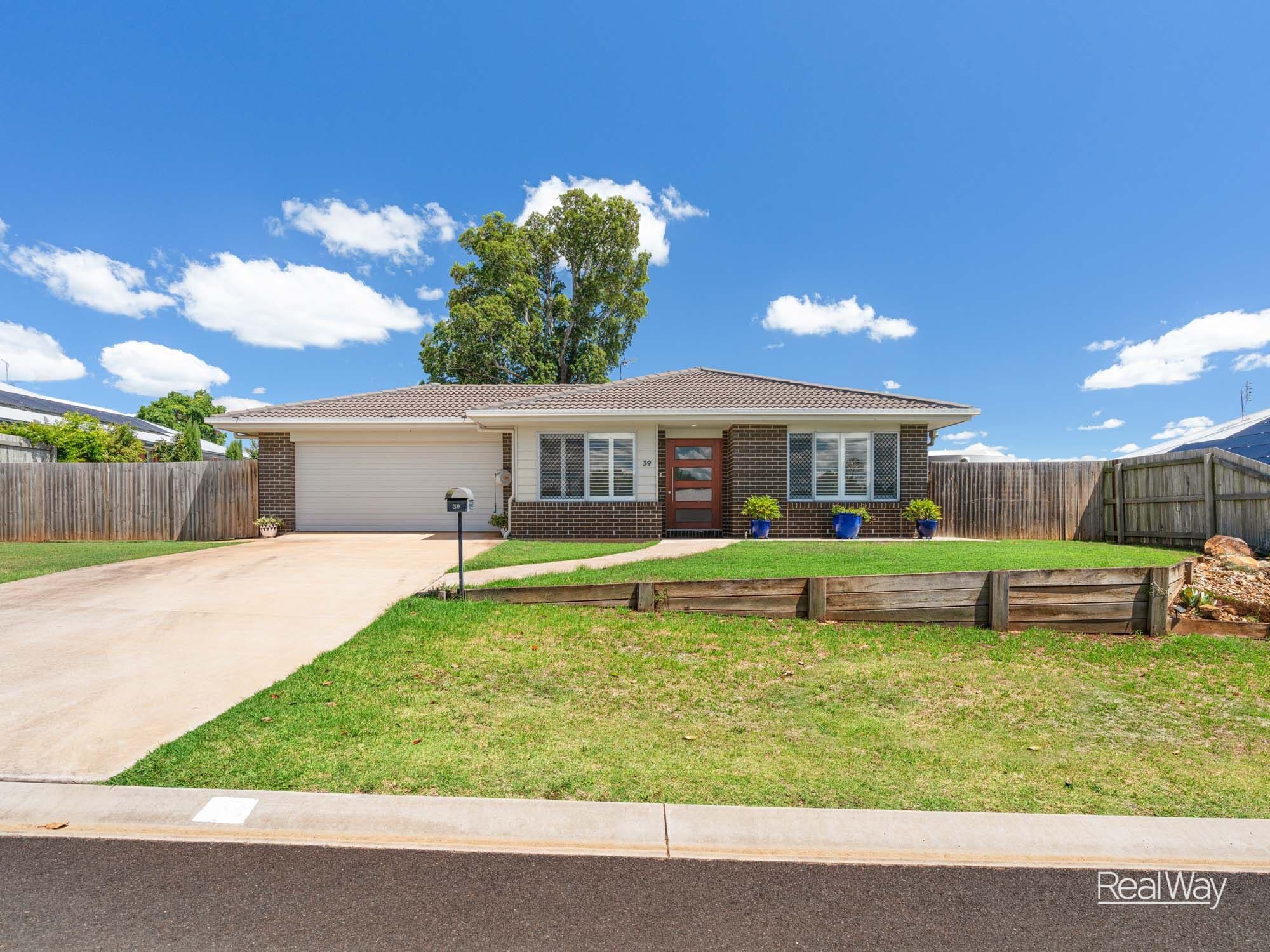 39 Bennett Street, Kleinton, Kleinton — photo 1 of 5