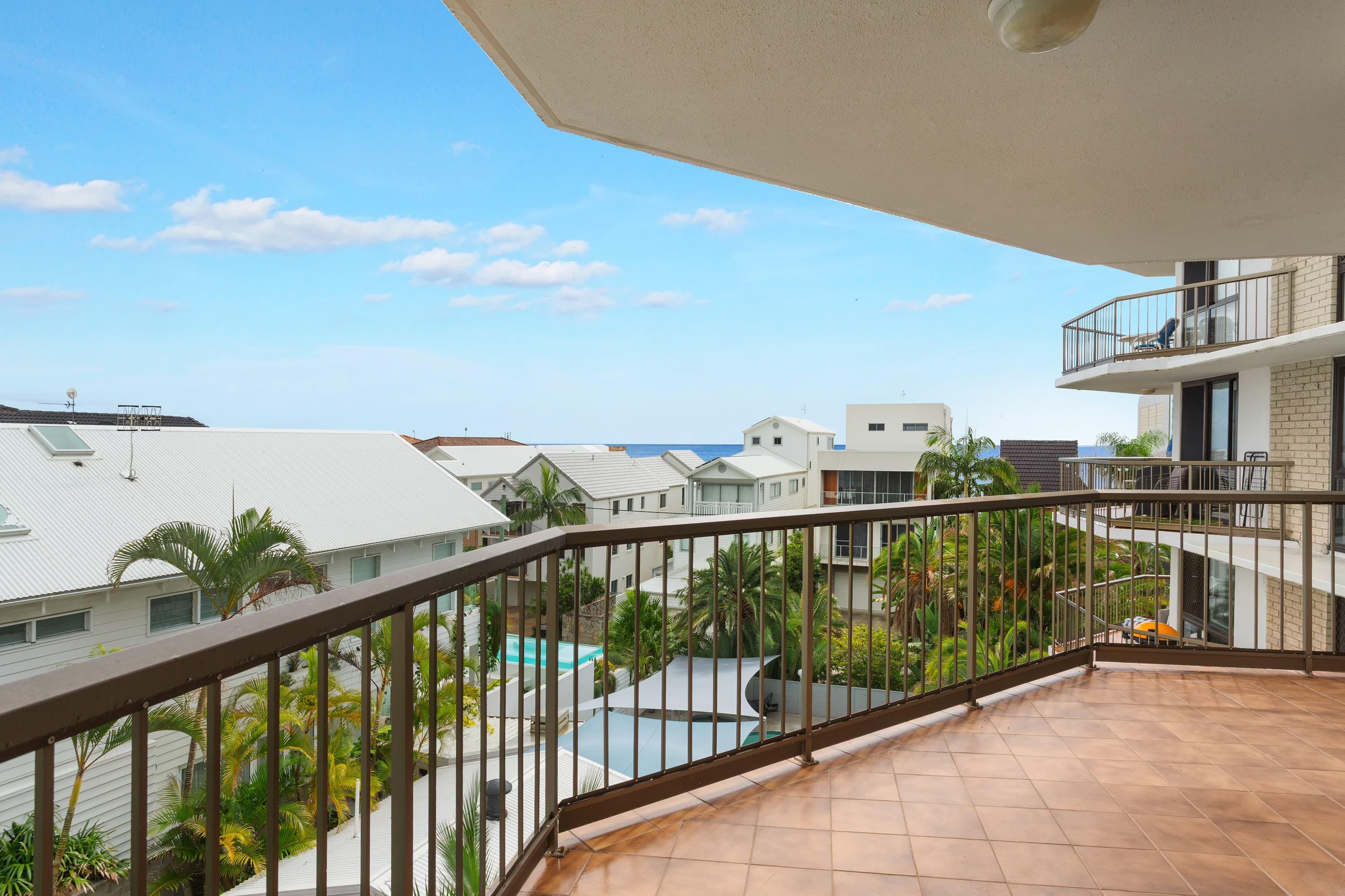 13/1111 Gold Coast Highway, Palm Beach, Palm Beach — photo 1 of 5