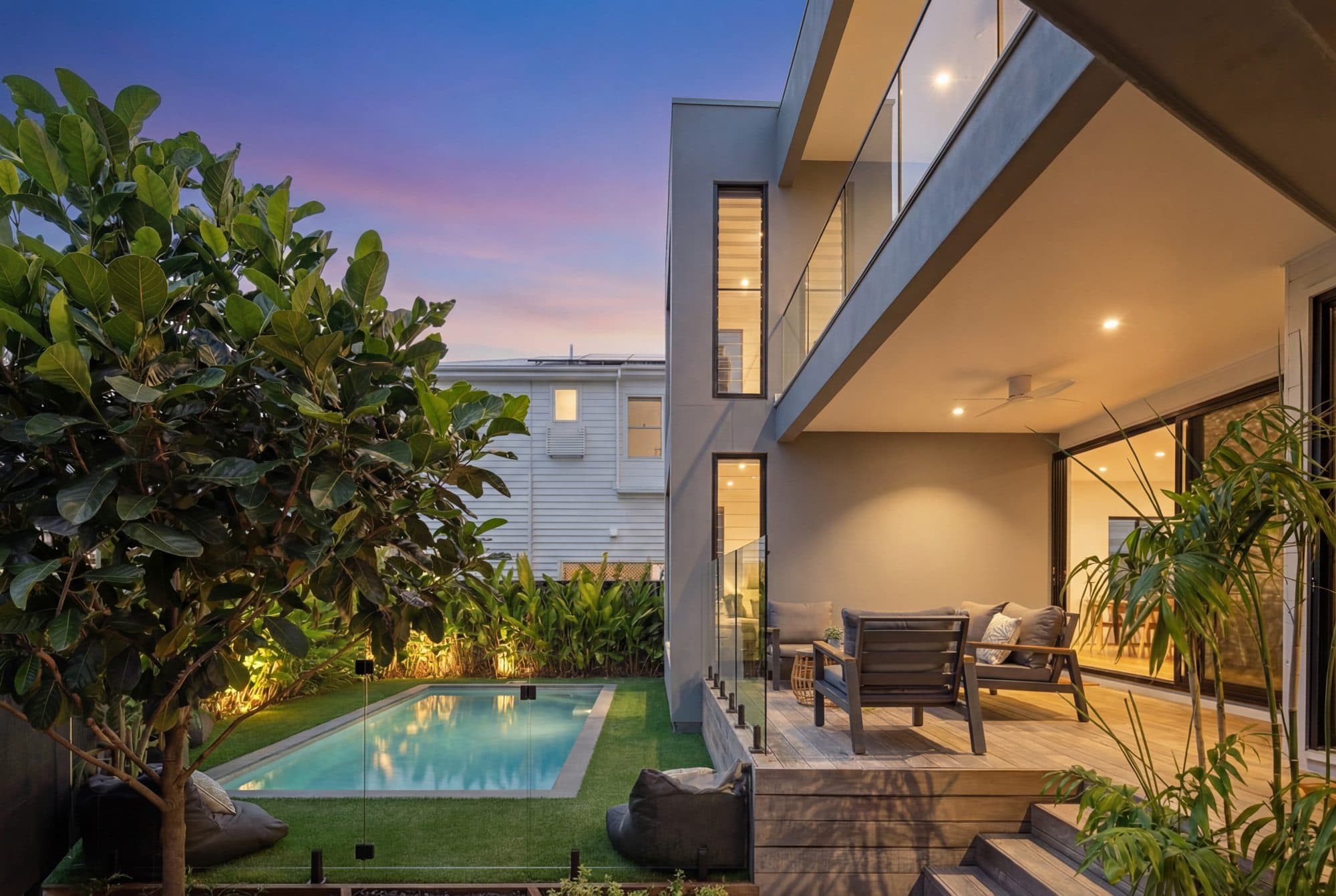 8 Egret Avenue, Burleigh Waters - Image 1