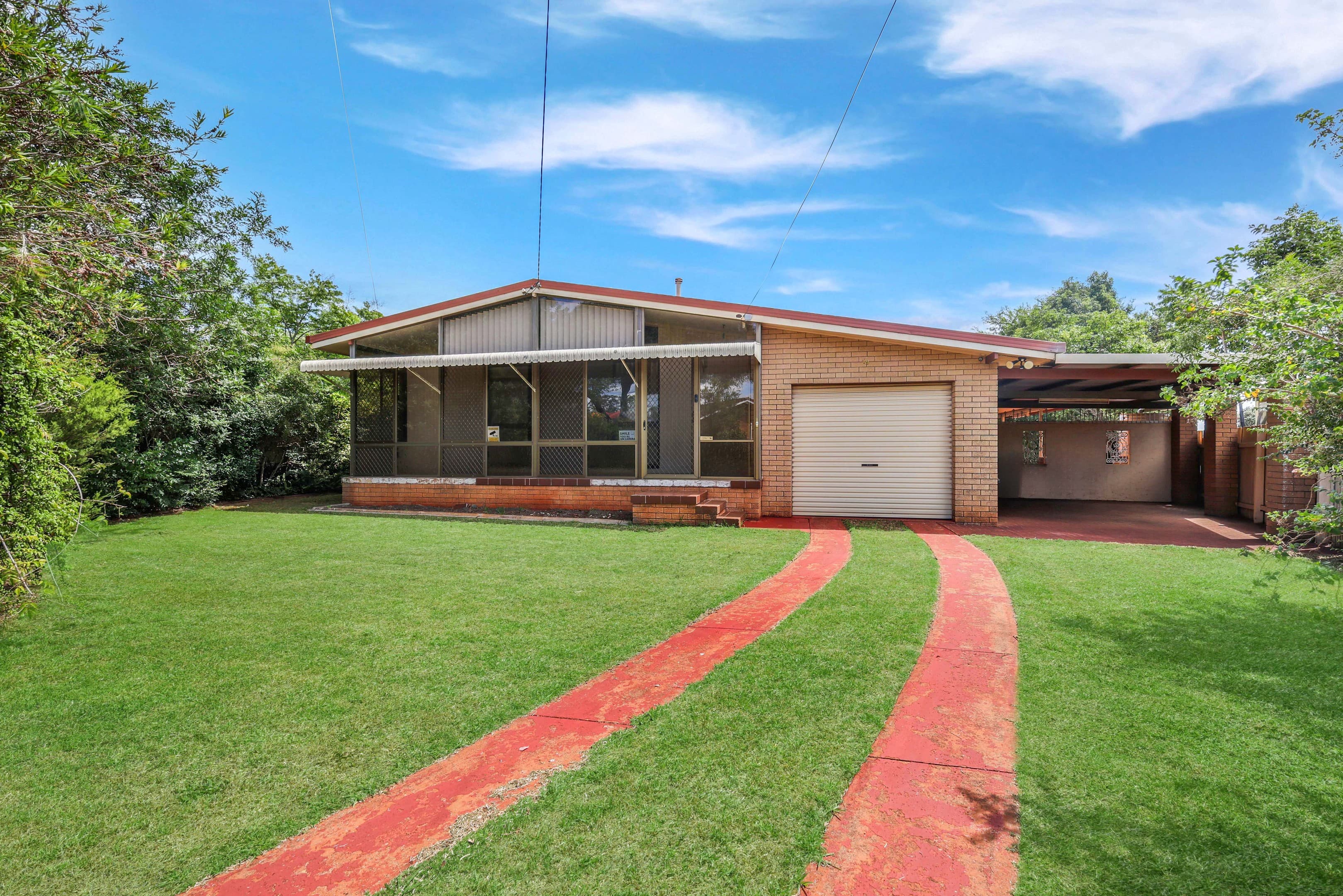 19 Dumba Street, Harristown, Harristown — photo 1 of 5