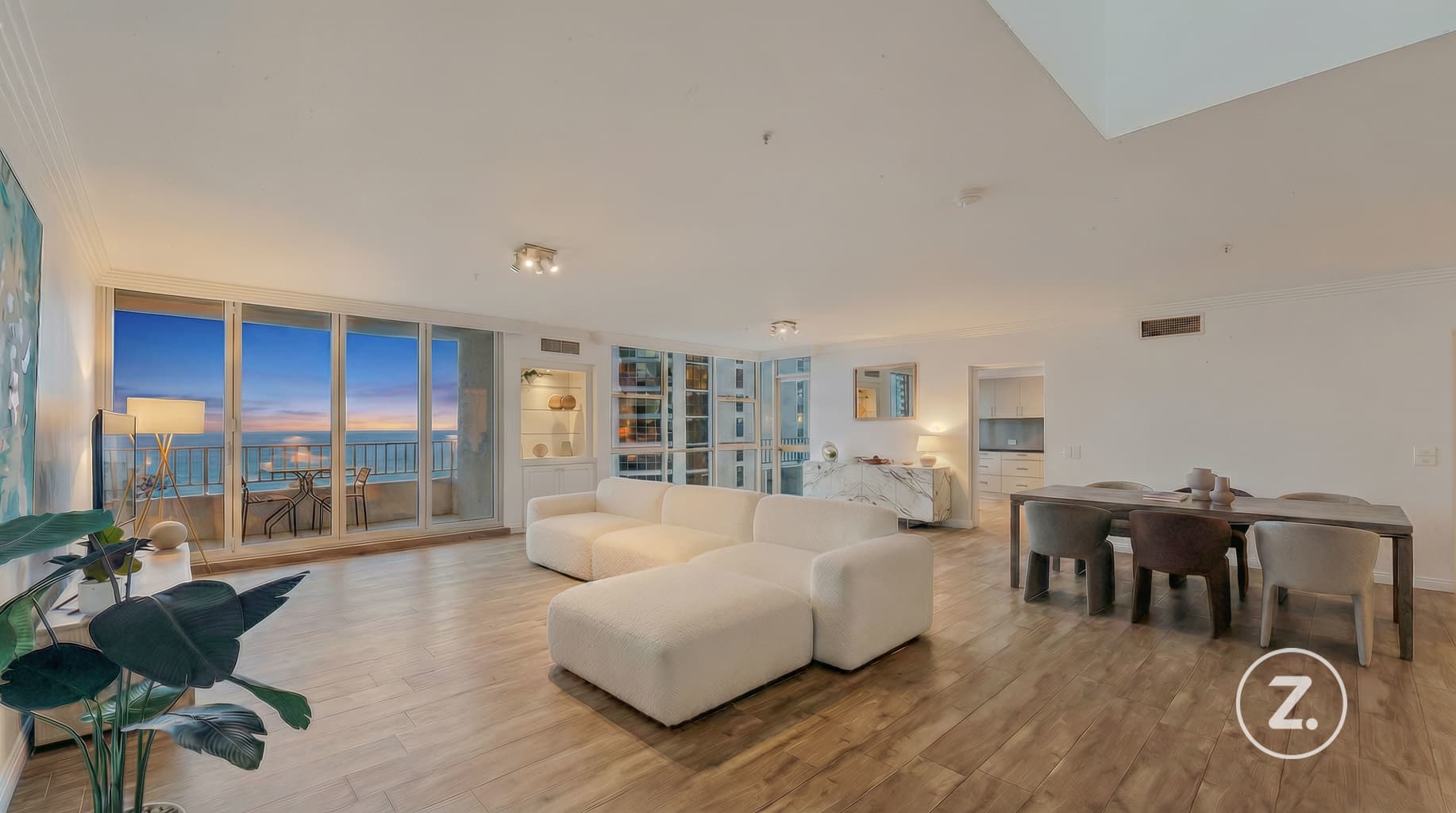 3303/3422 Surfers Paradise Boulevard, Surfers Paradise - Image 1