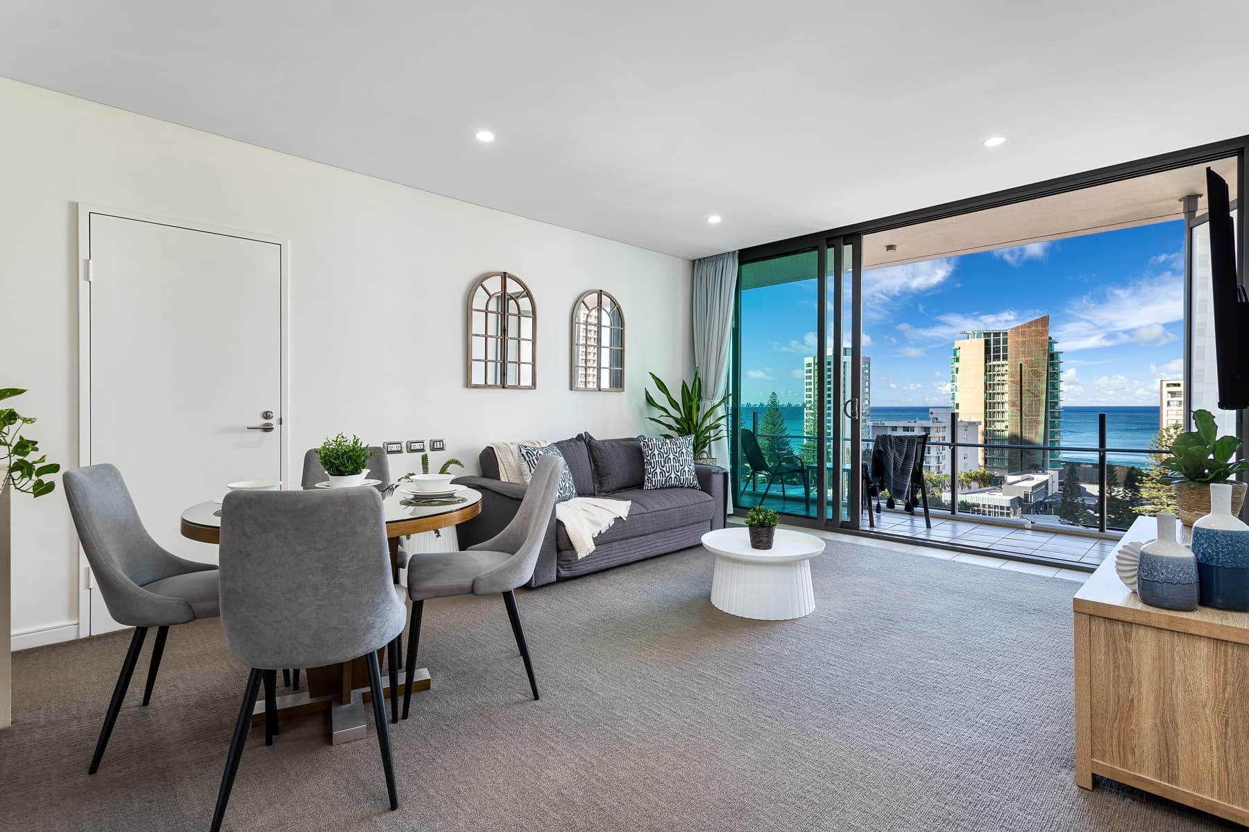 808/3018 Surfers Paradise Boulevard, Surfers Paradise - Image 1