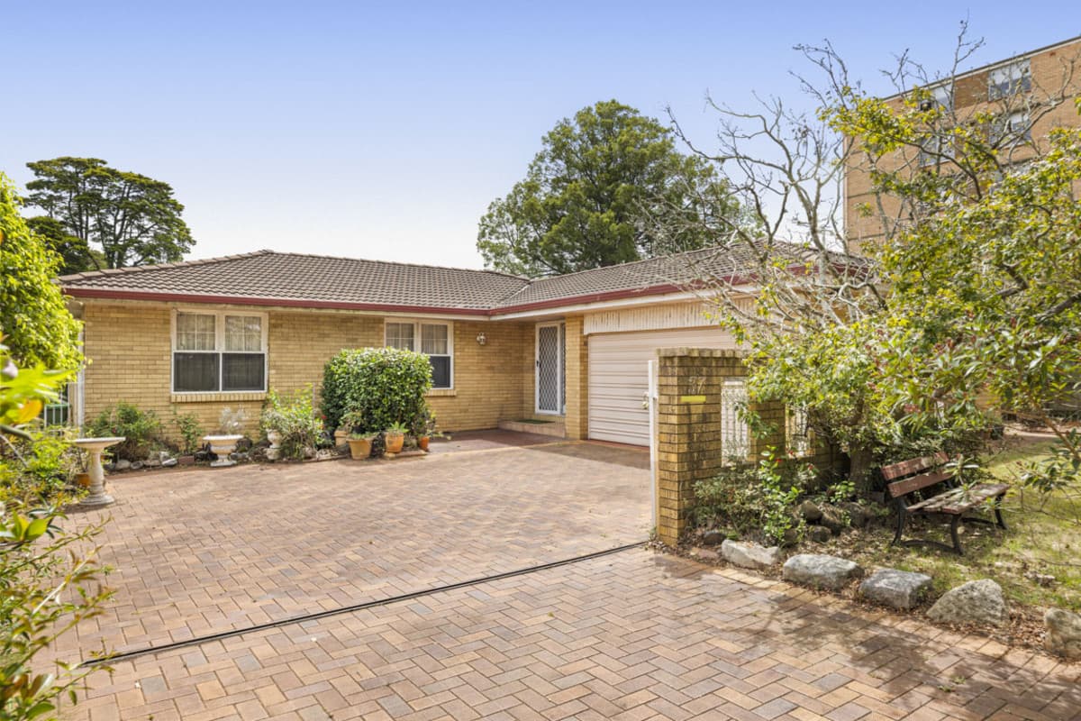37 Tourist Road, East Toowoomba - Image 1