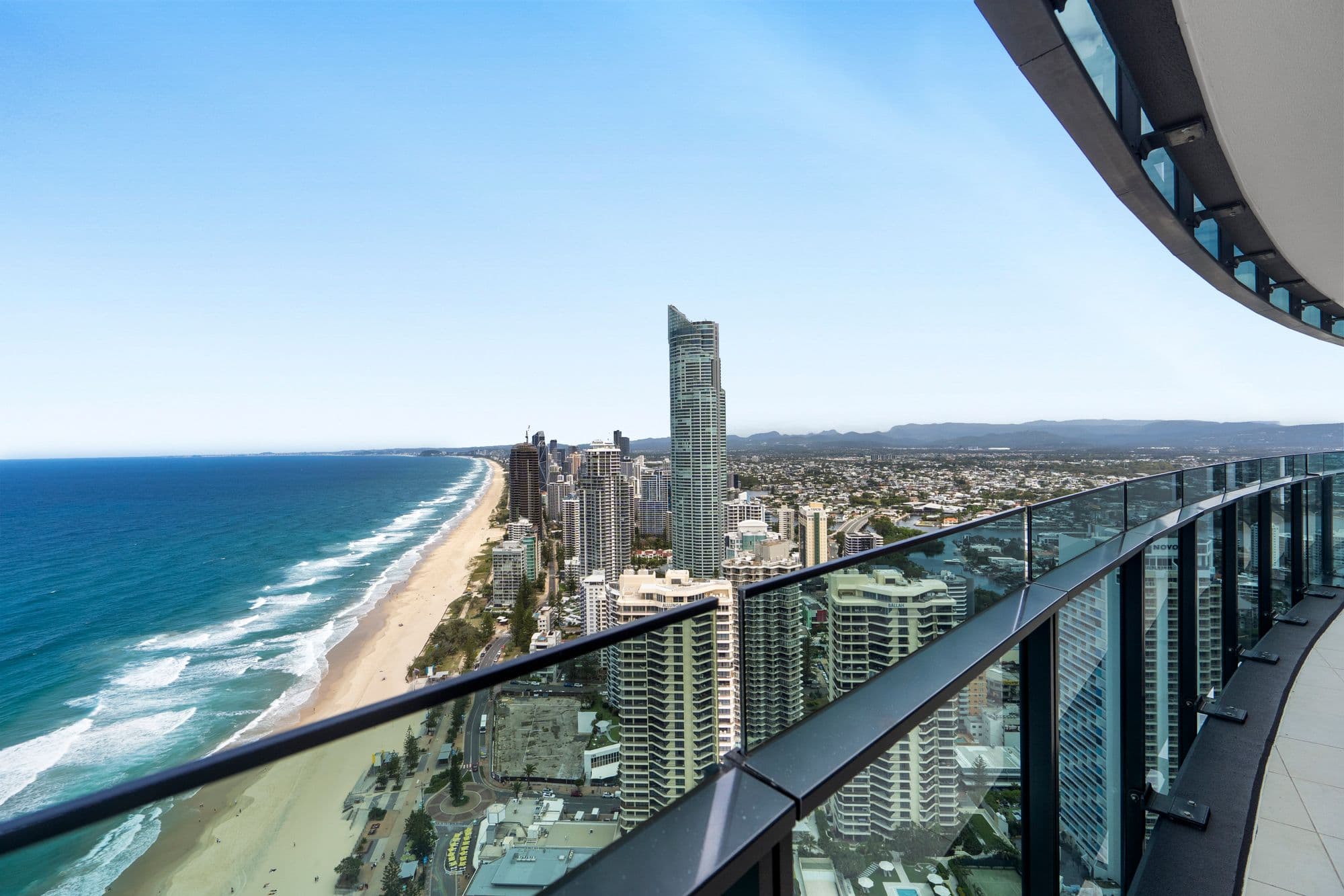 4302/4 The Esplanade, Surfers Paradise - Image 1