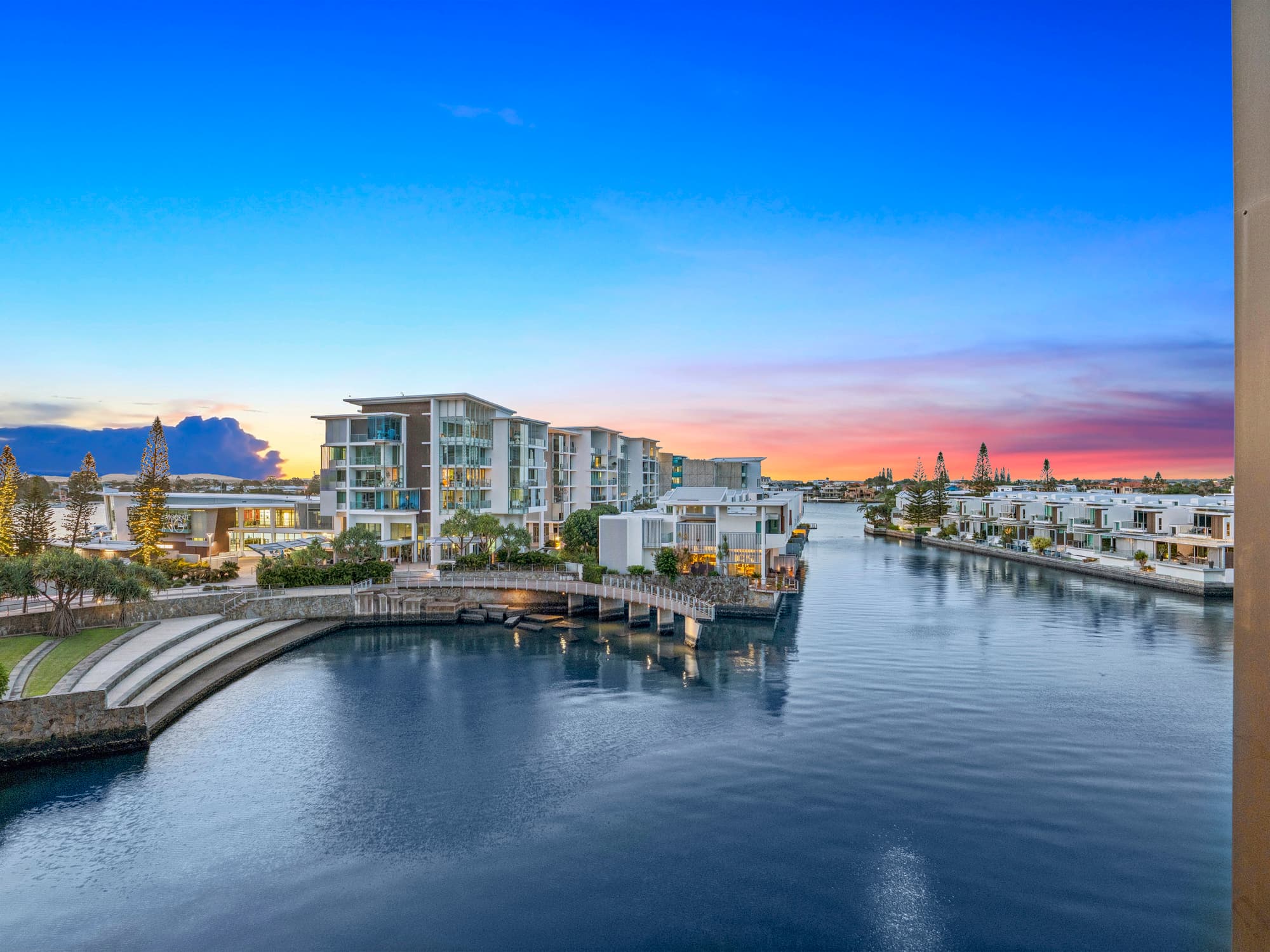 6401 Ephraim Island, Paradise Point