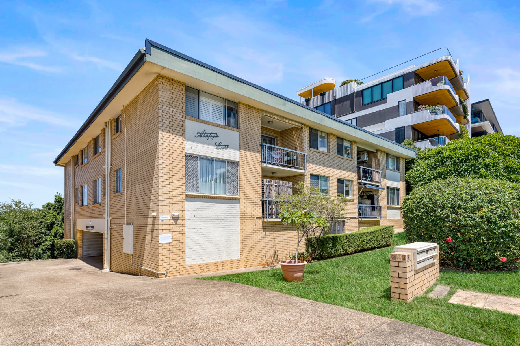 6/83 Swann Road, Taringa - Image 1