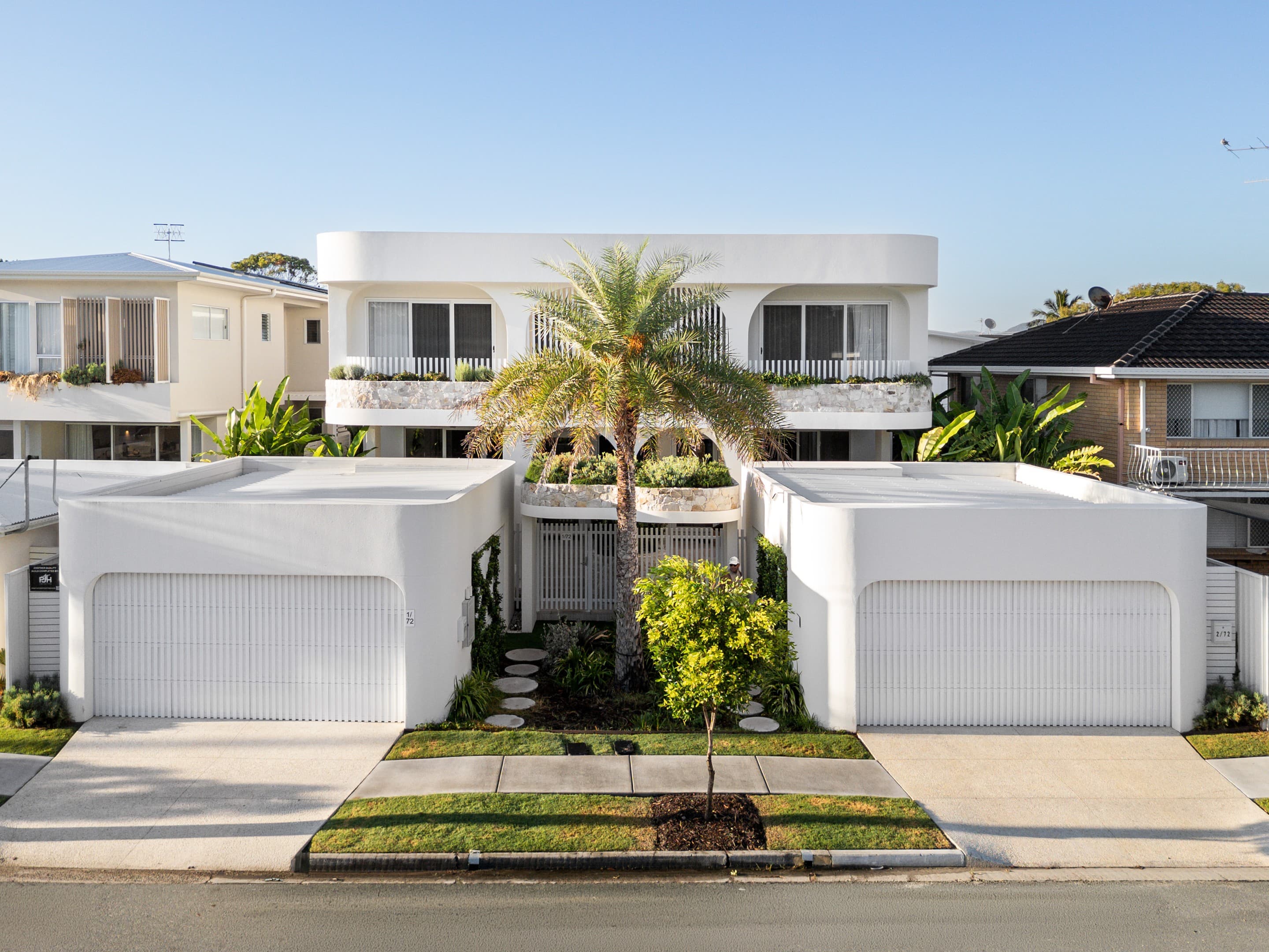 2/72 Tallebudgera Drive, Palm Beach — photo 1 of 5