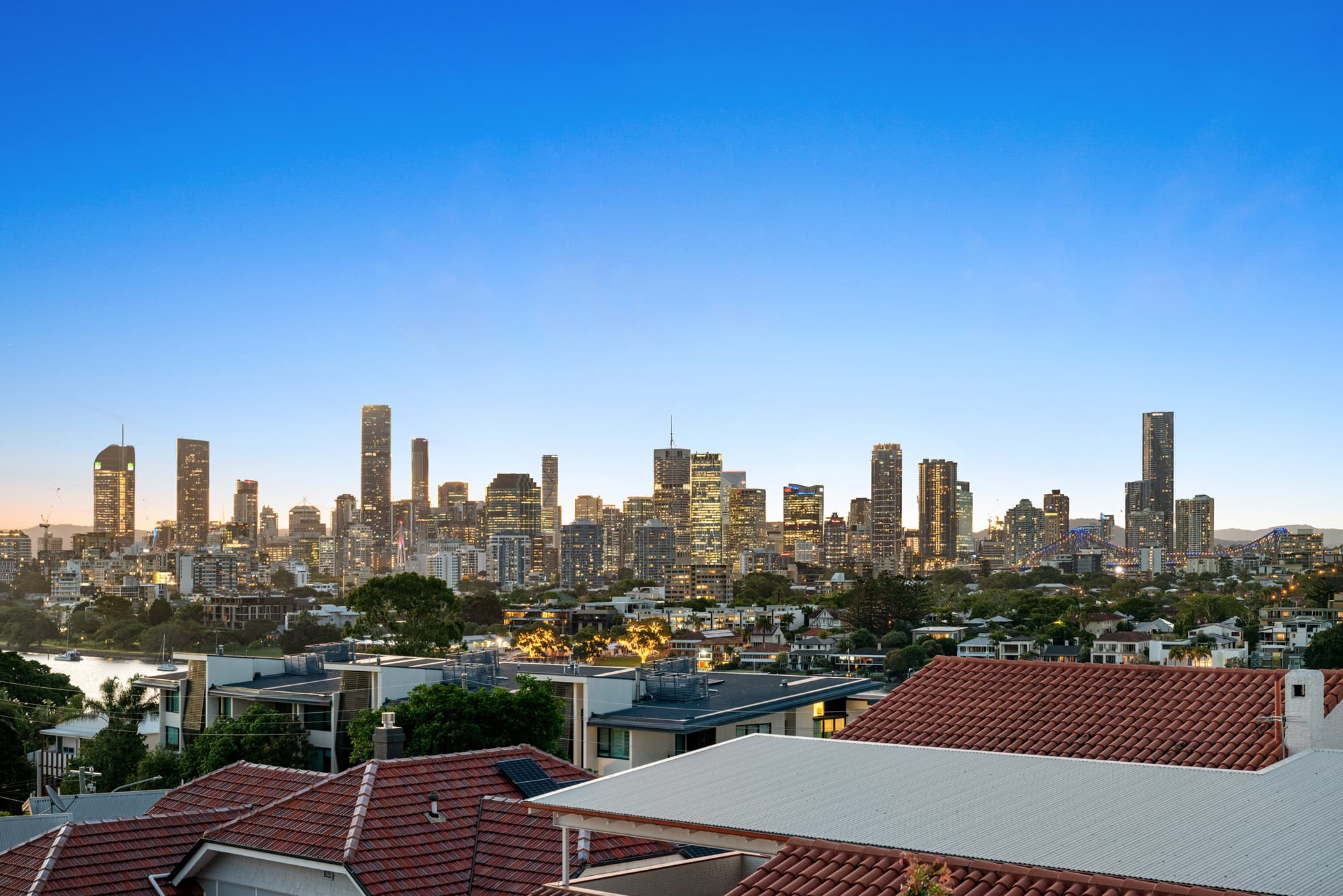 24/96 Norman Crescent, Norman Park - Image 1