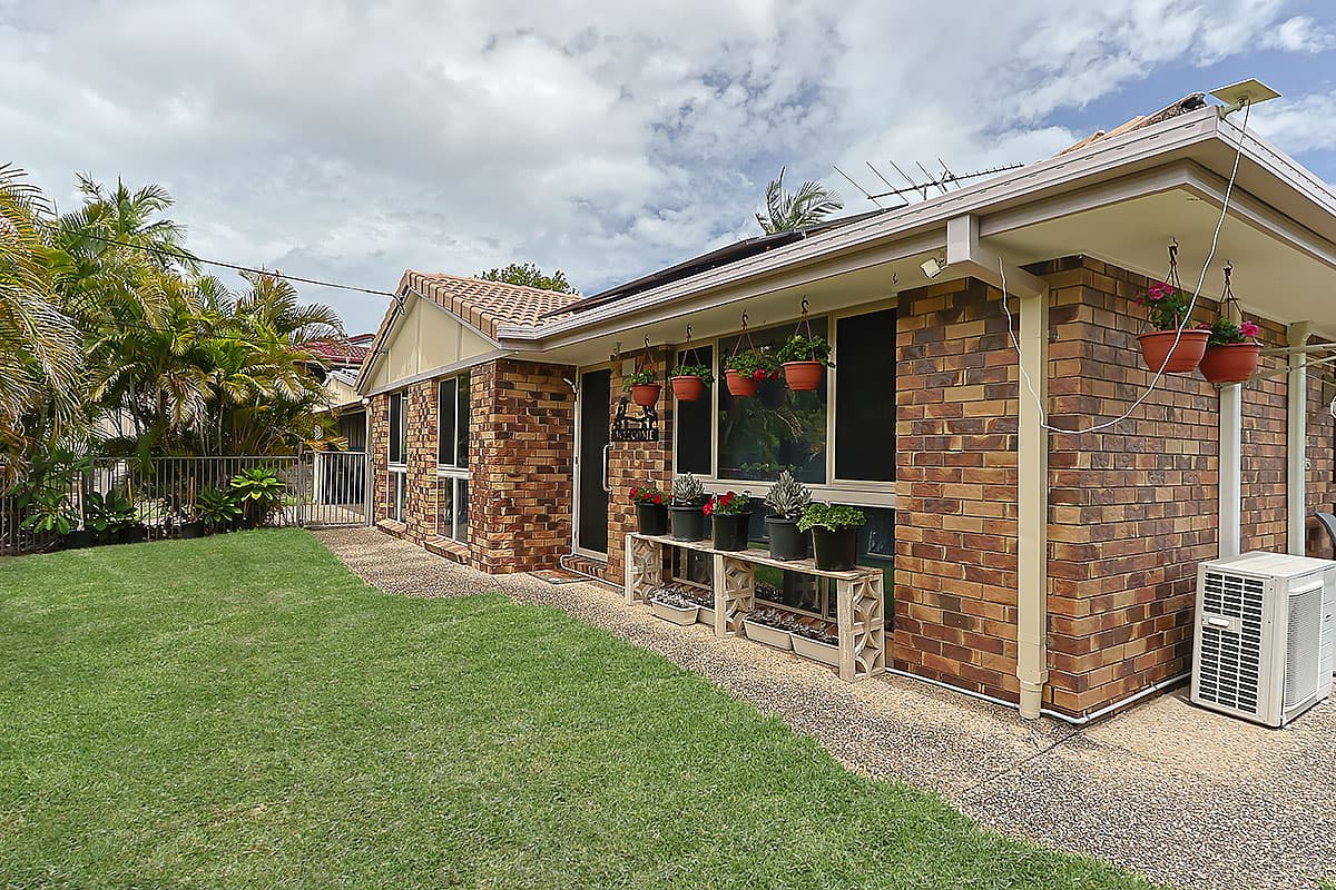 1 Viewbank Court, Beenleigh - Image 1