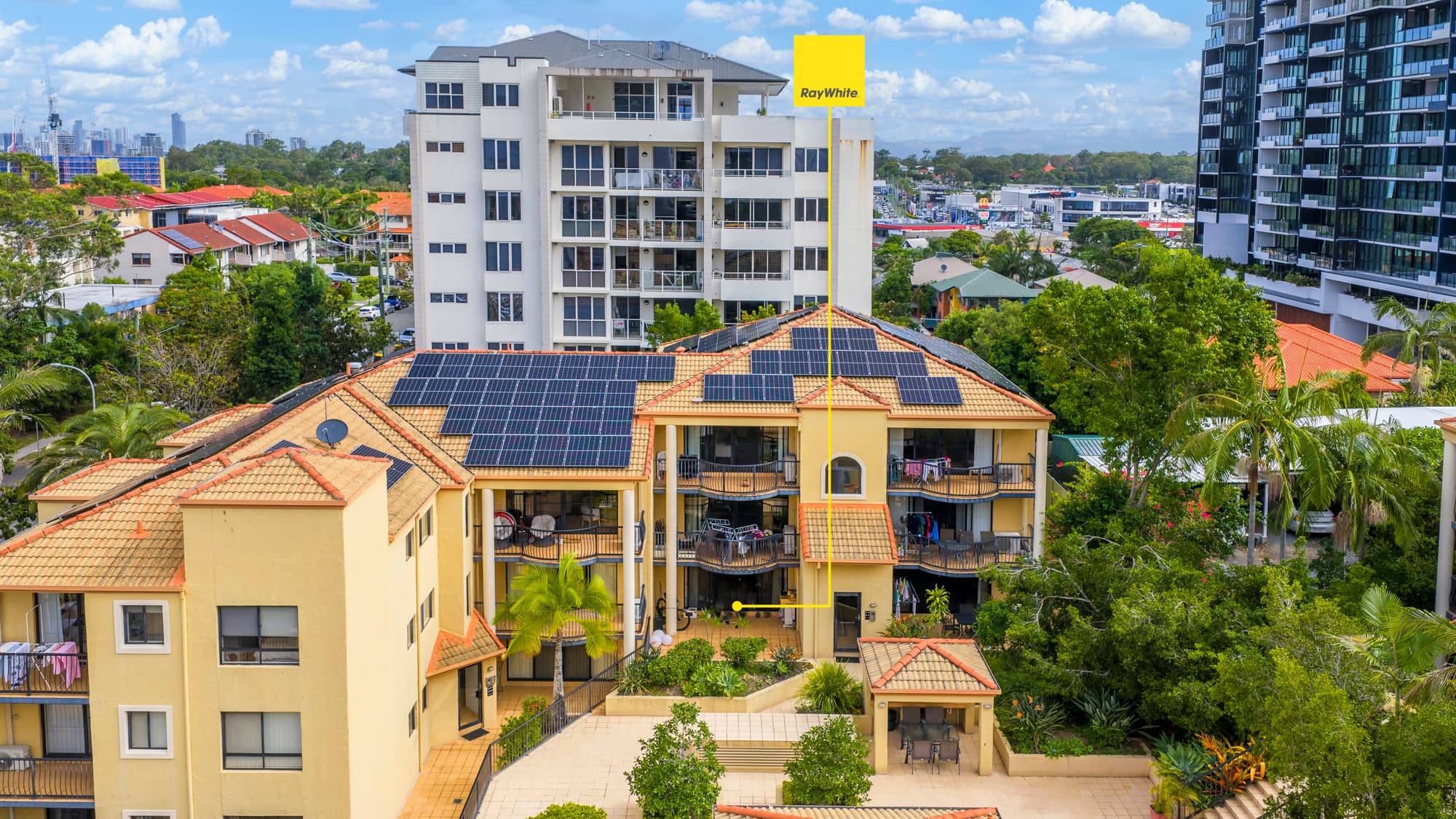 5/16-26 Waverley Street, Southport, Southport — photo 1 of 5