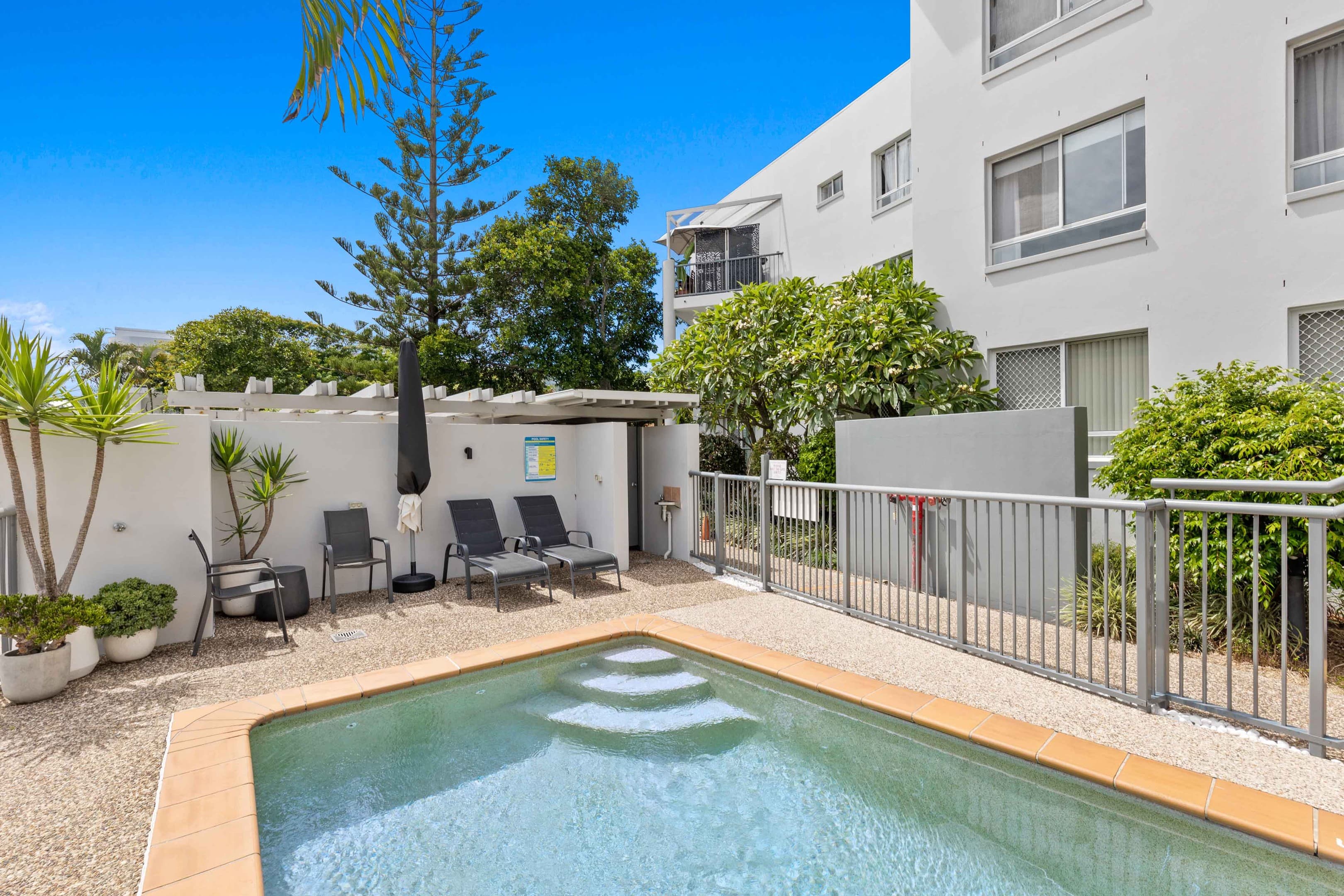 15/98-100 Petrel Avenue, Mermaid Beach, Mermaid Beach — photo 1 of 5