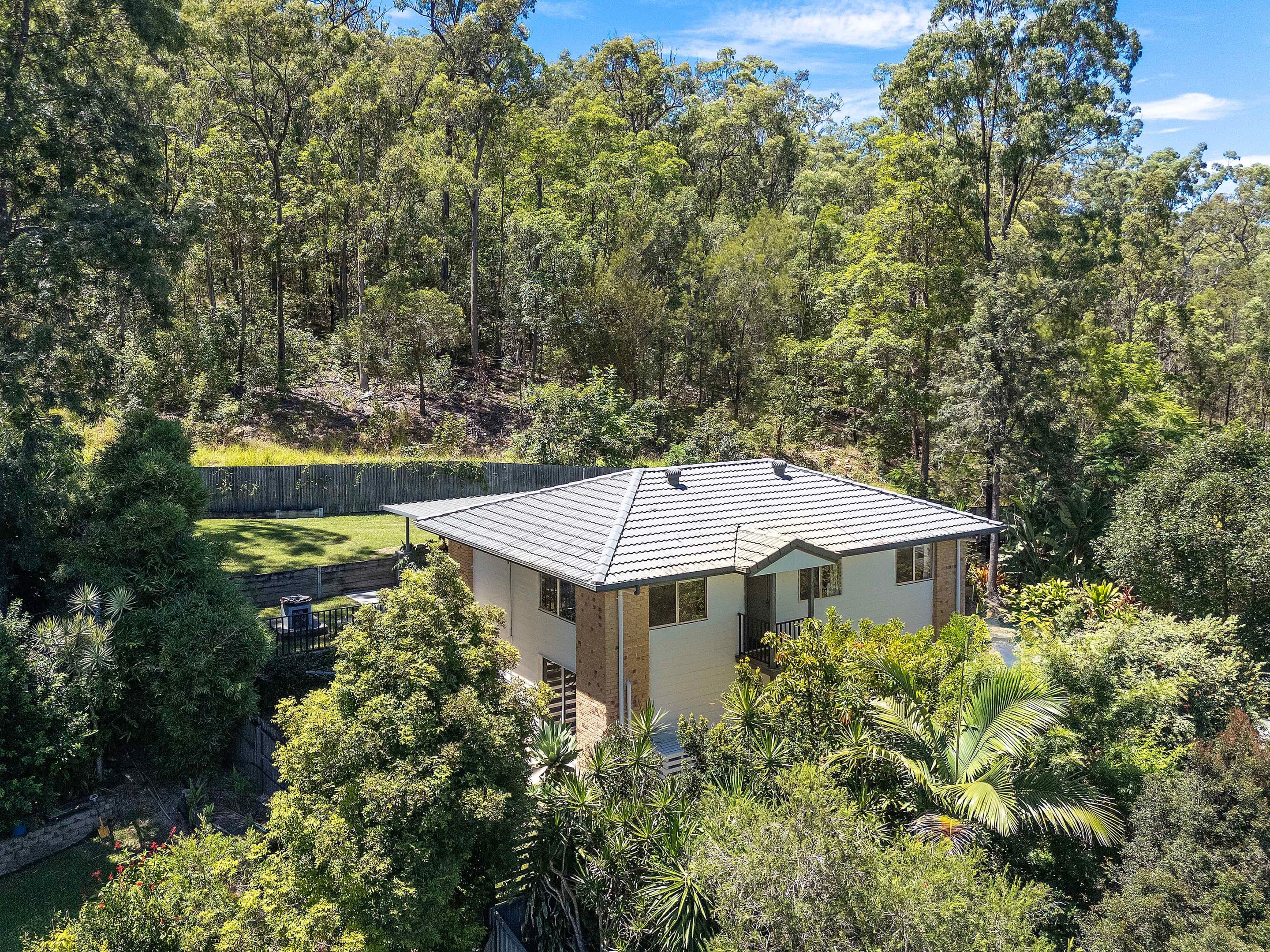 17 Medellin Place, Nerang, Nerang sold property photo