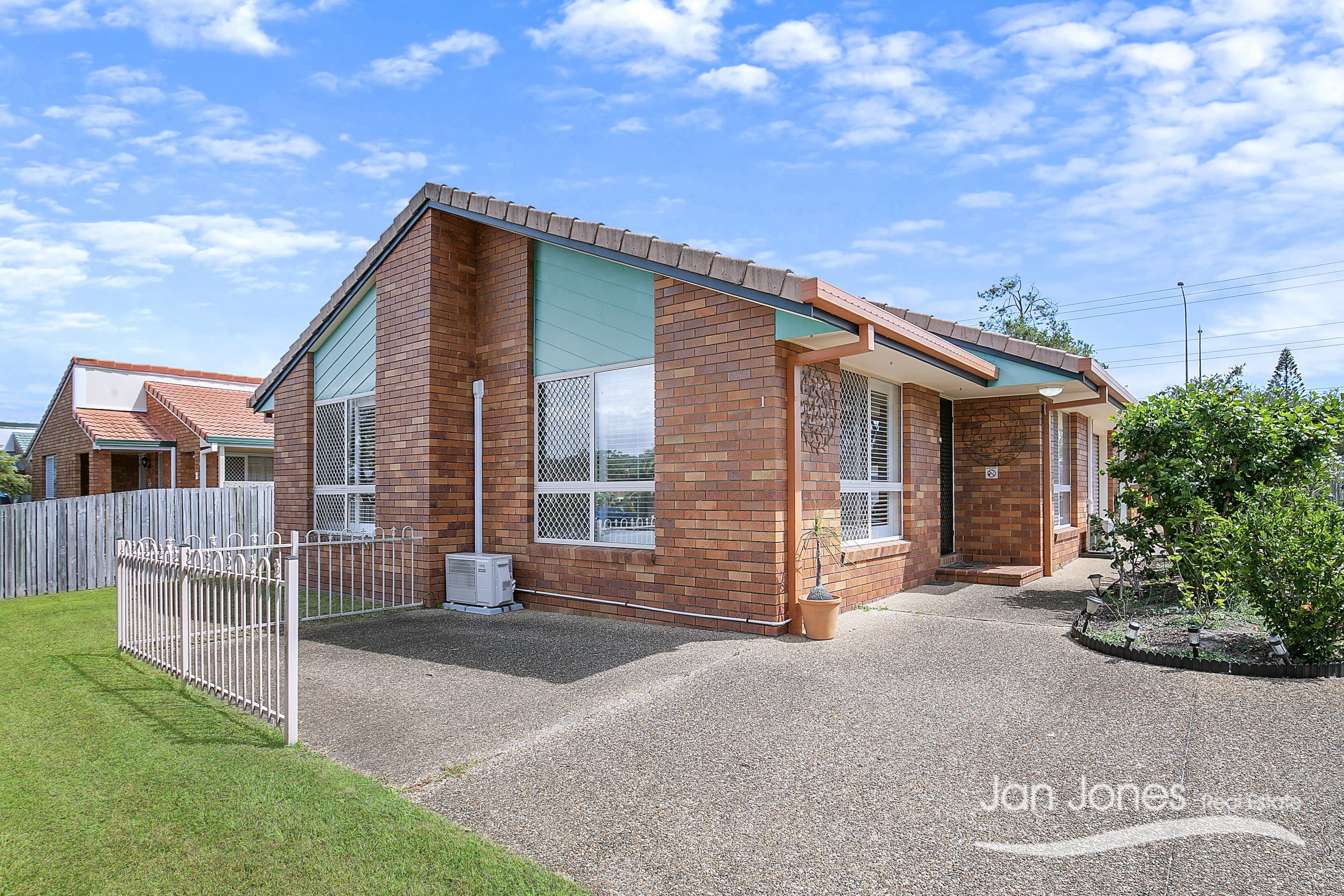 1/16 Westminster Street, Kippa-Ring - Image 1