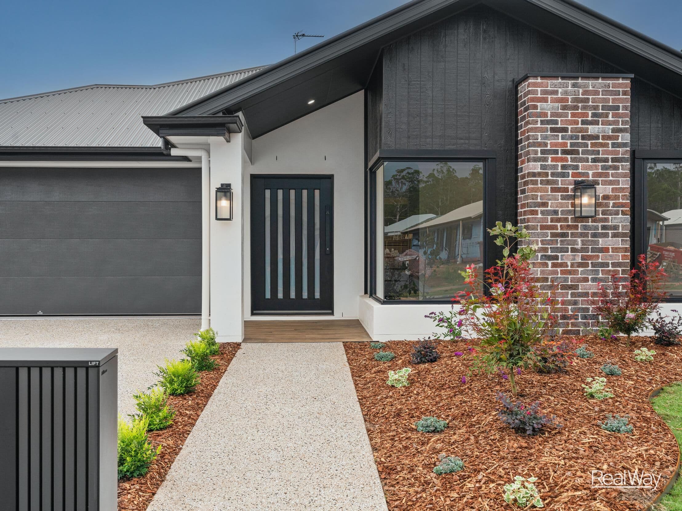 49 Mirambeena Drive, Highfields - Image 1