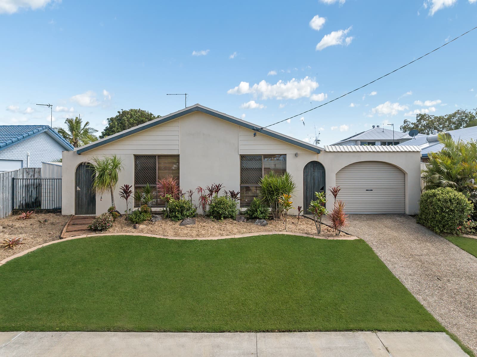 15 Nooree Street, Wurtulla, Wurtulla — photo 1 of 5